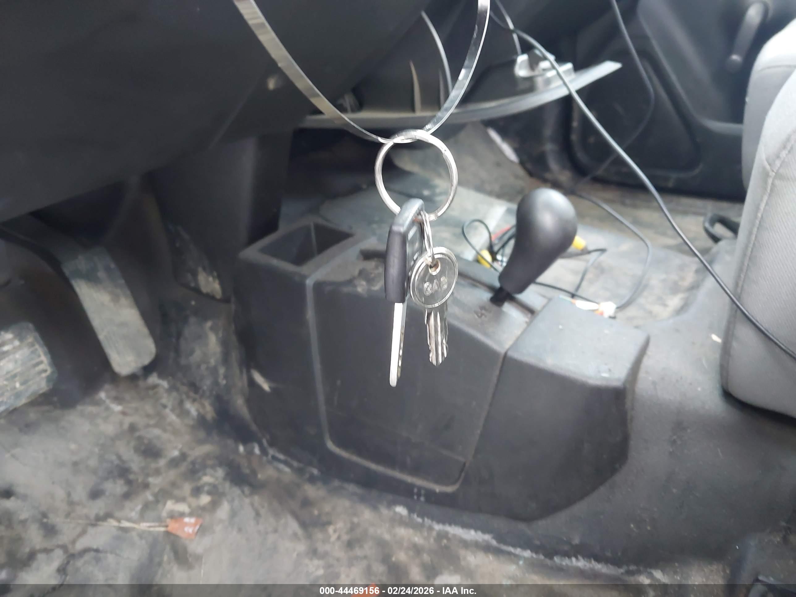CHEVROLET SILVERADO image 11