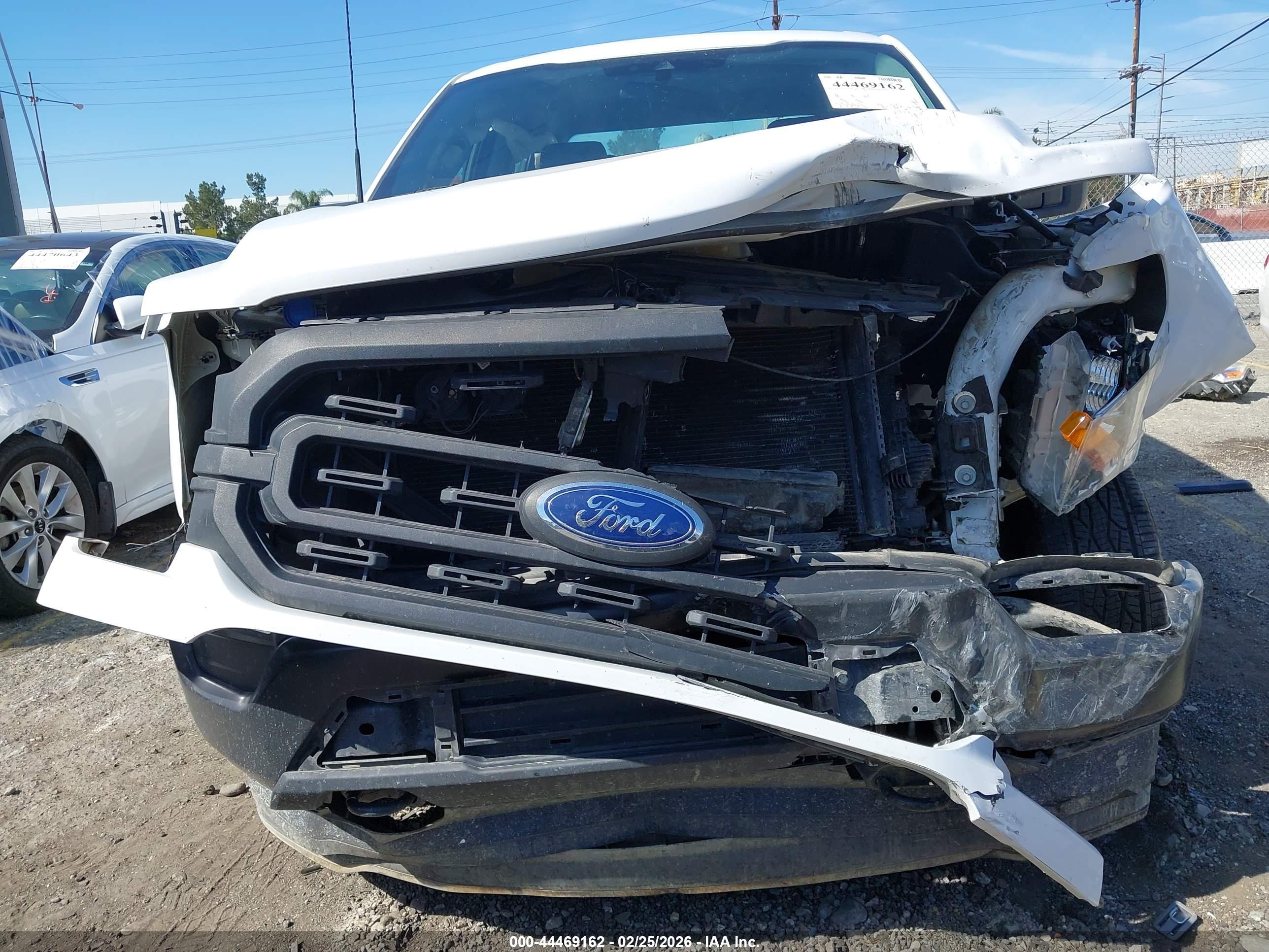 FORD F-150 image 6