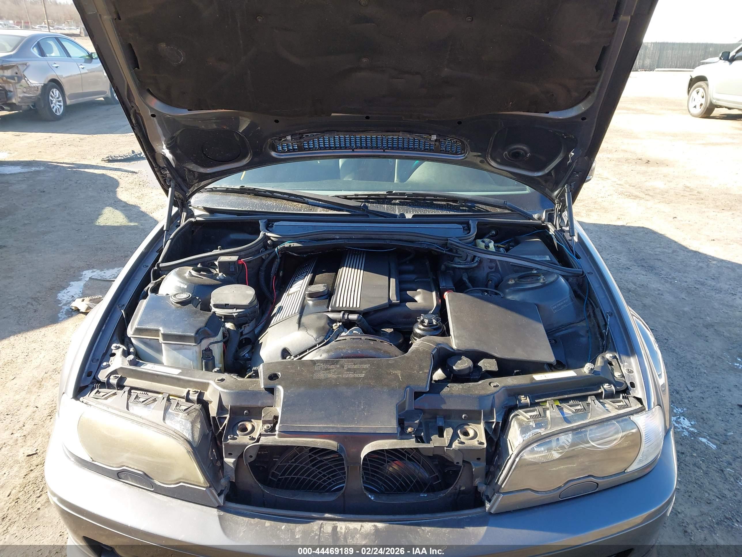 BMW 325CI image 10