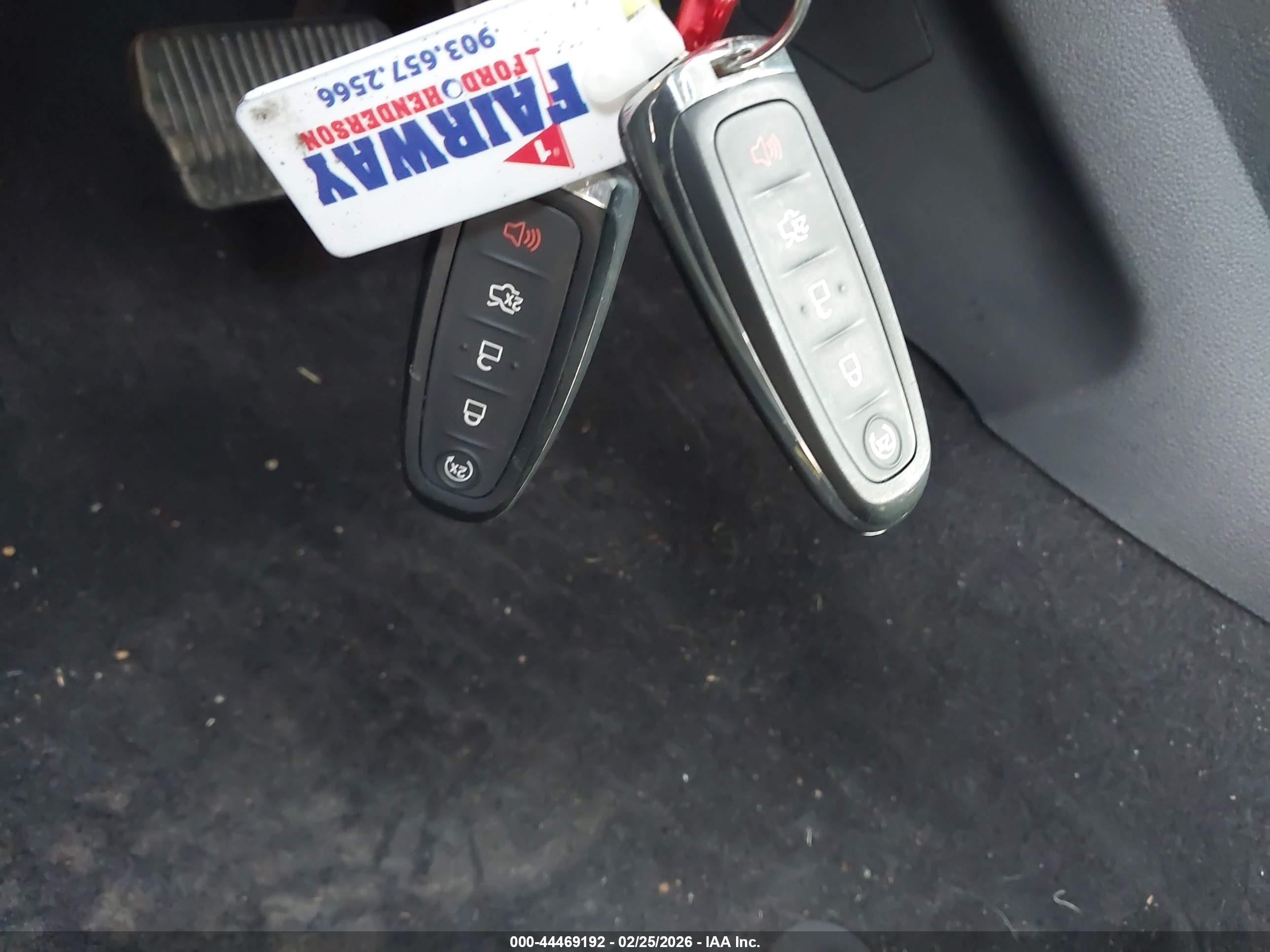 FORD ESCAPE image 11