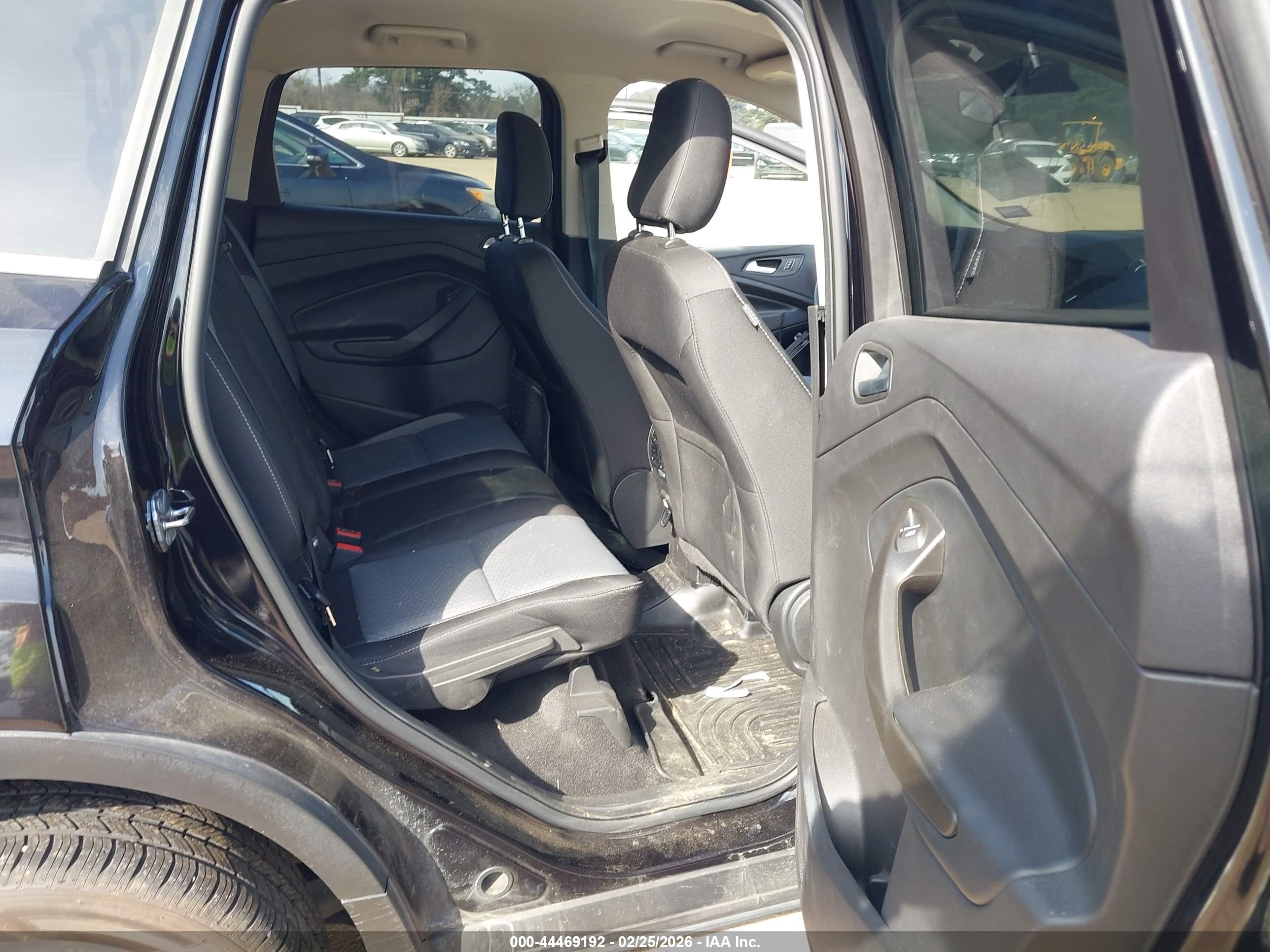 FORD ESCAPE image 8