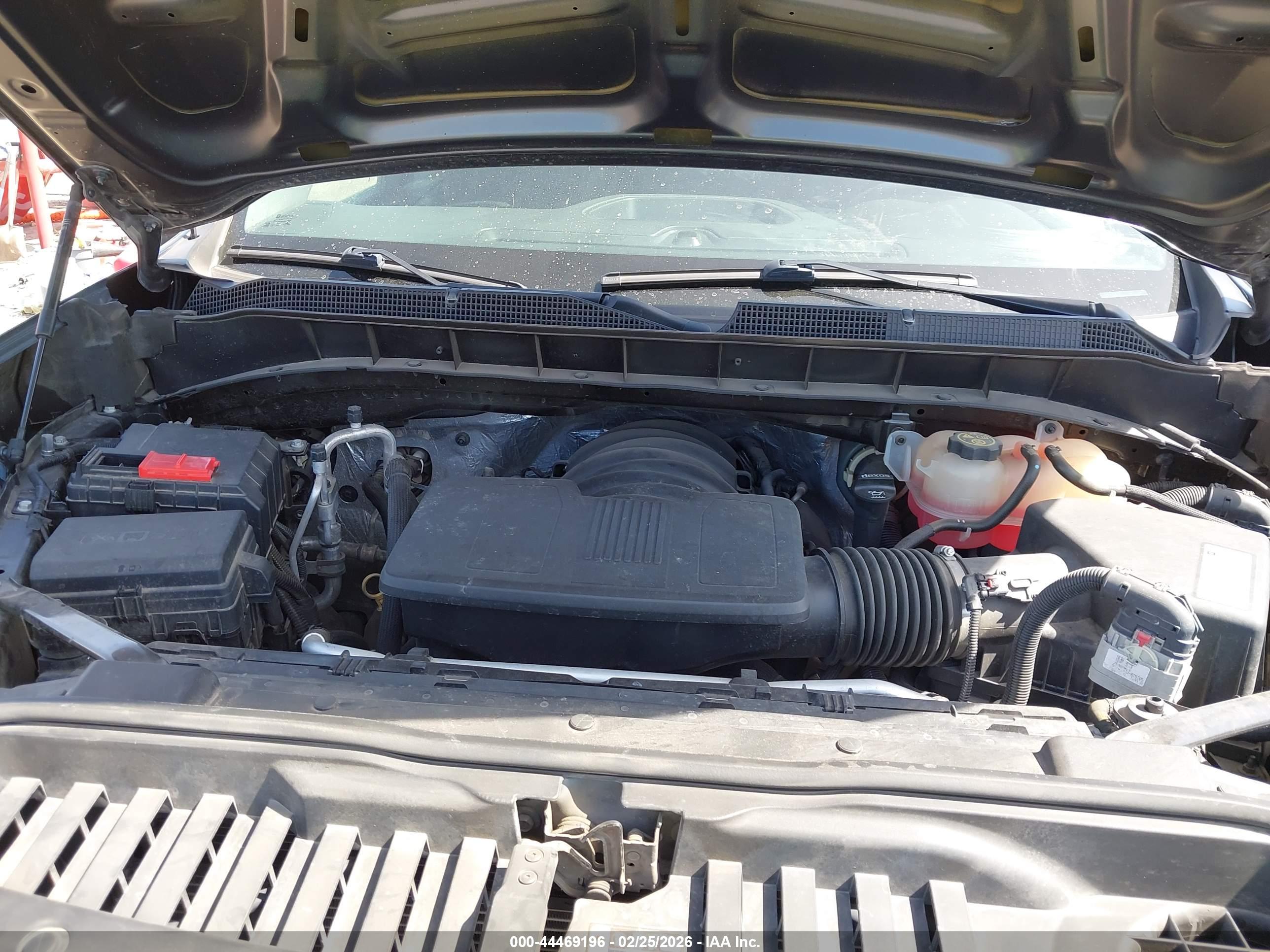 CHEVROLET SILVERADO image 10