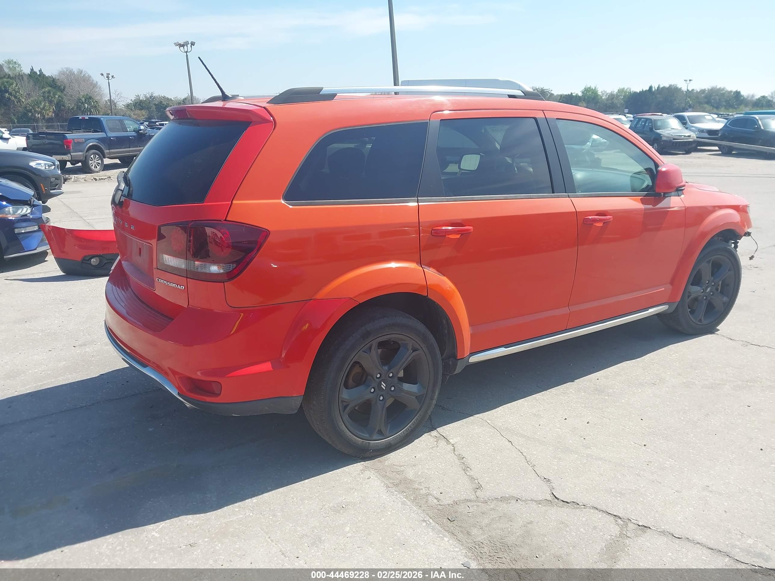 DODGE JOURNEY image 4