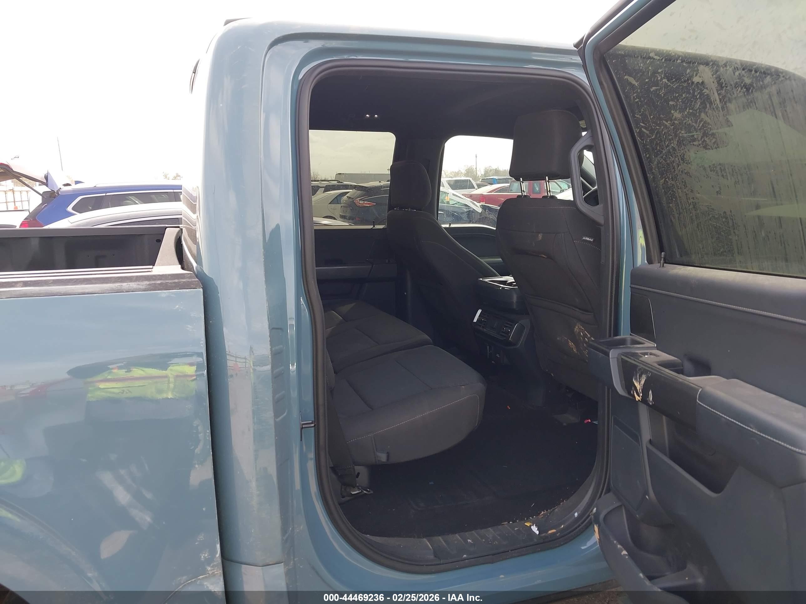 FORD F-150 image 8