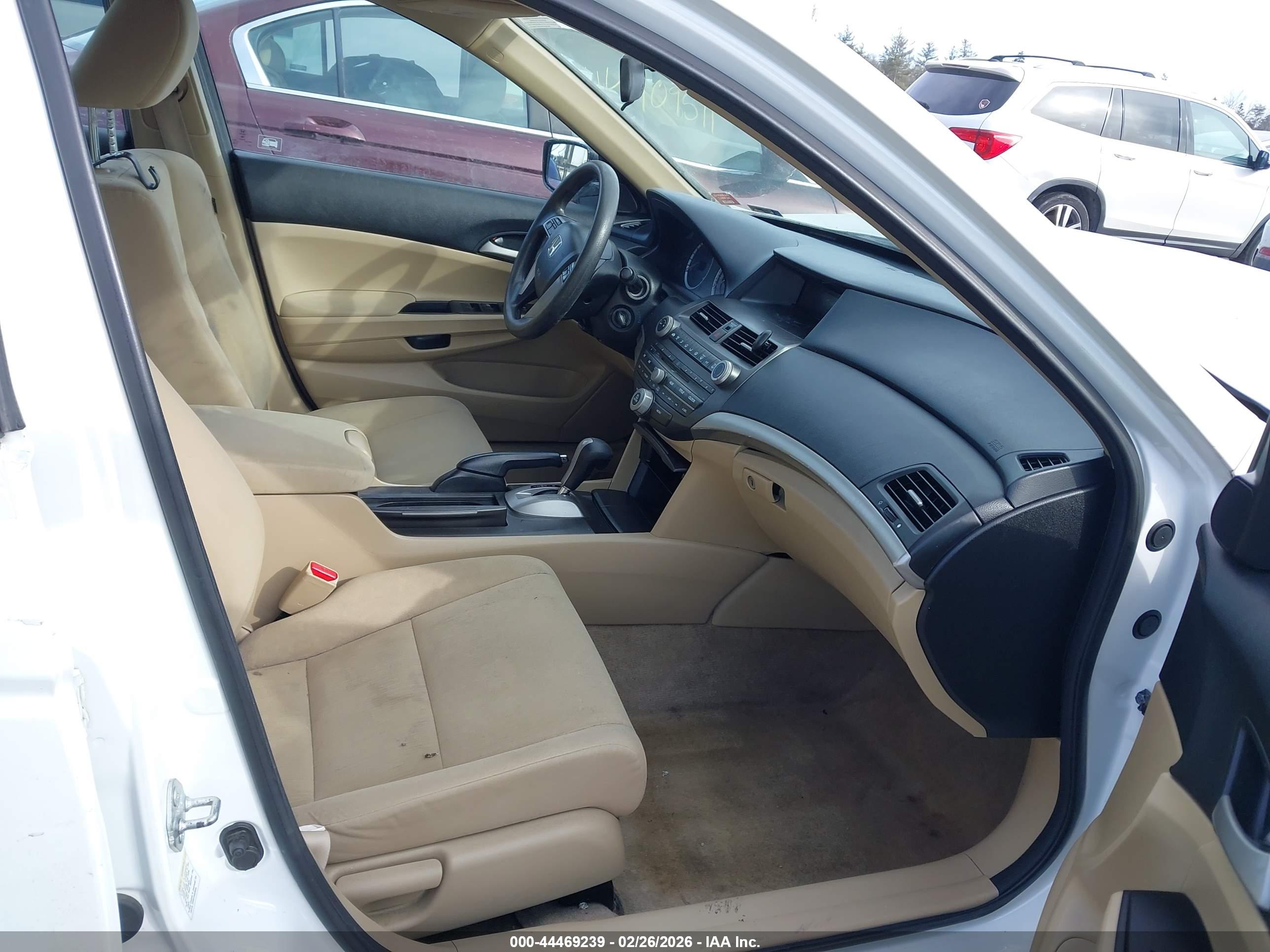 HONDA ACCORD image 5