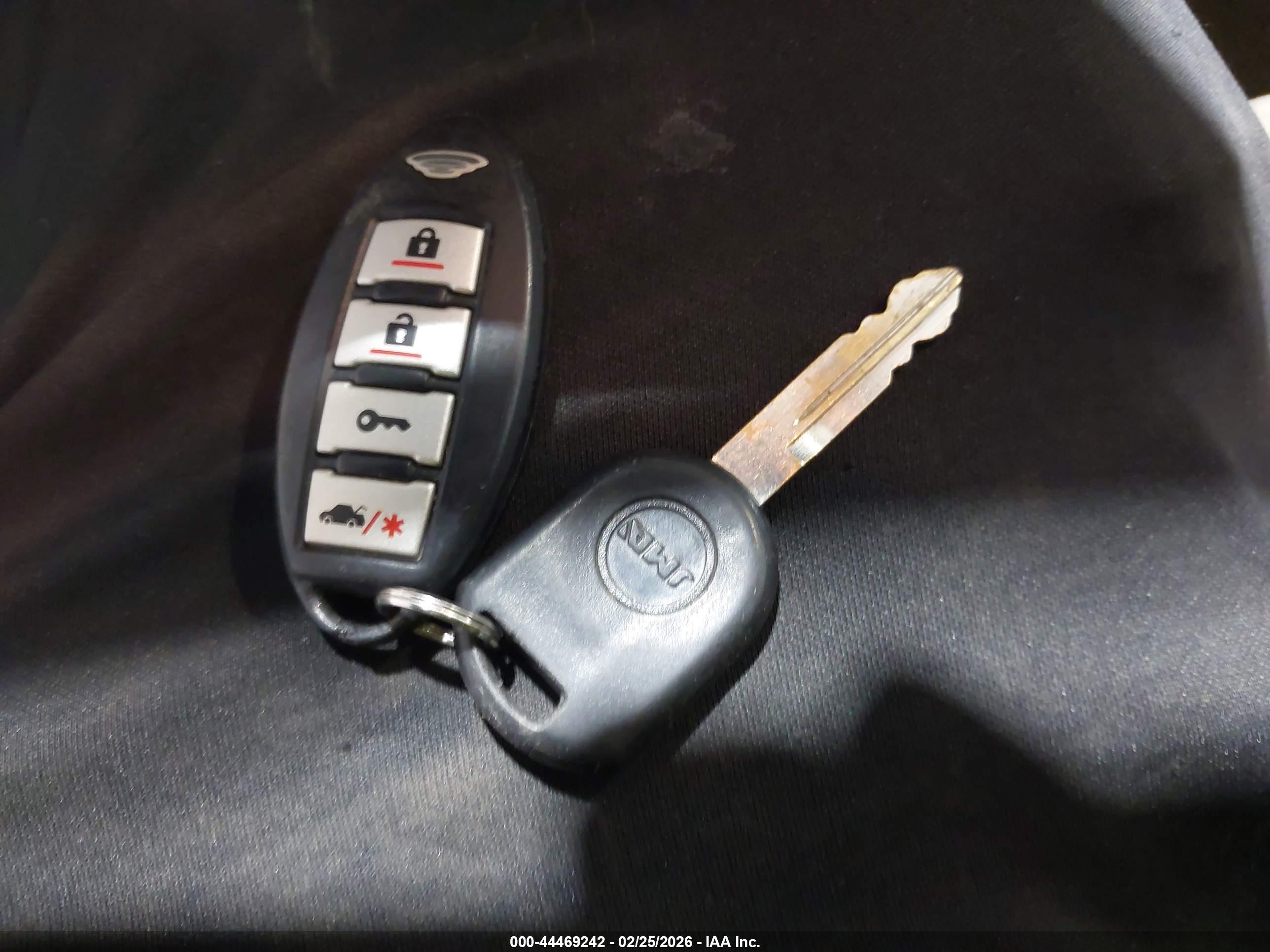 FORD EXPLORER image 11