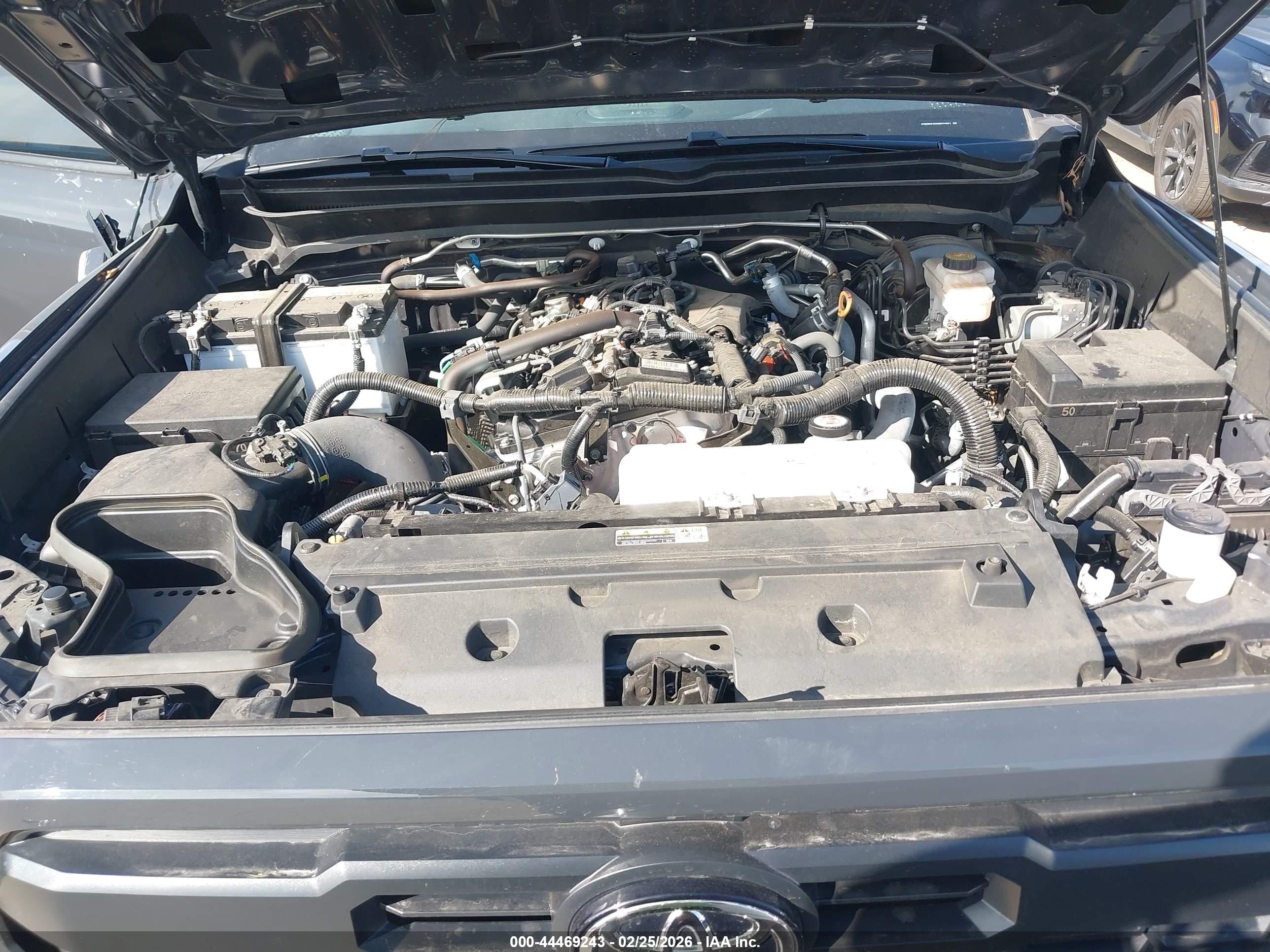 TOYOTA TACOMA image 10