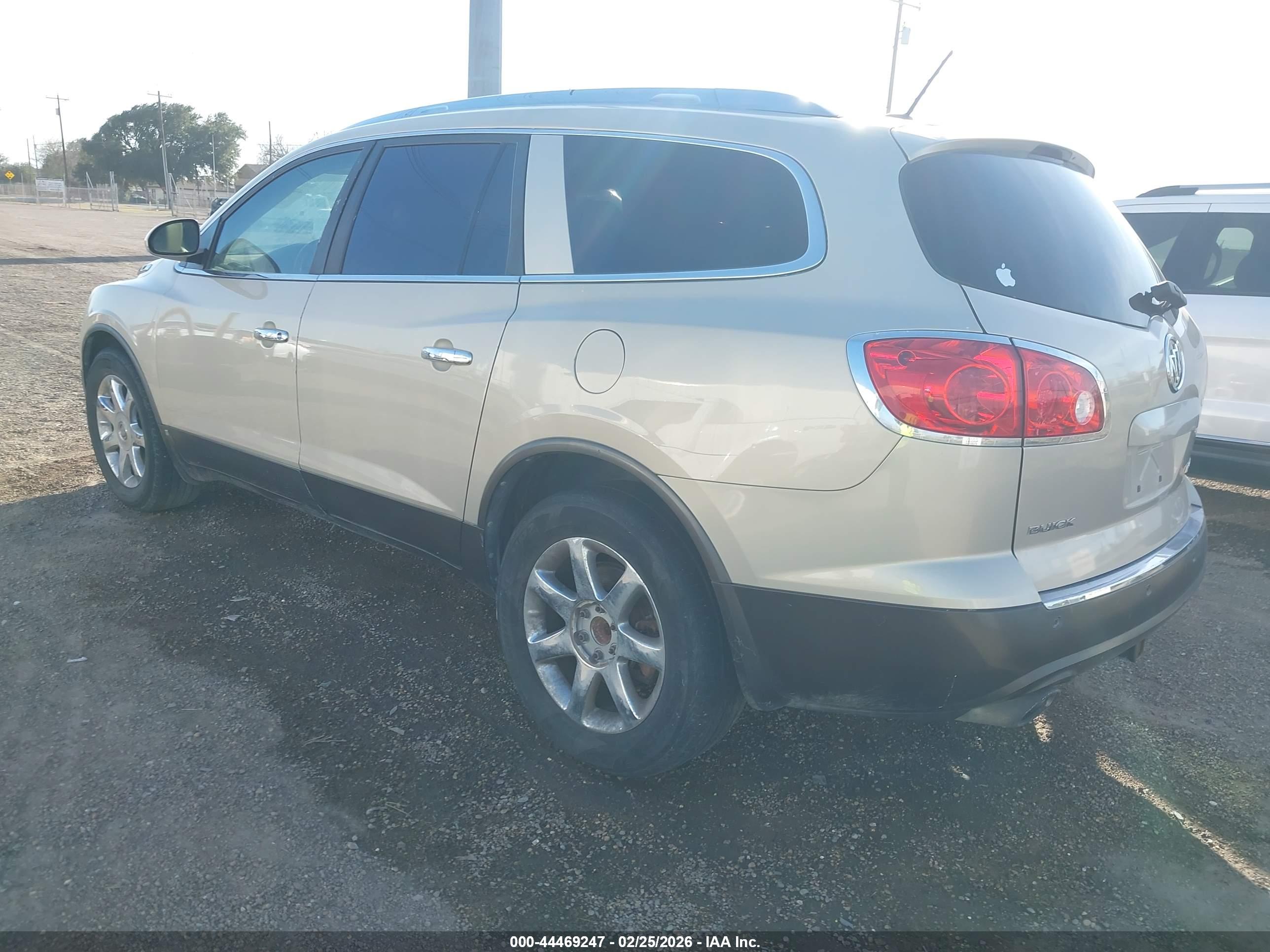 BUICK ENCLAVE image 3