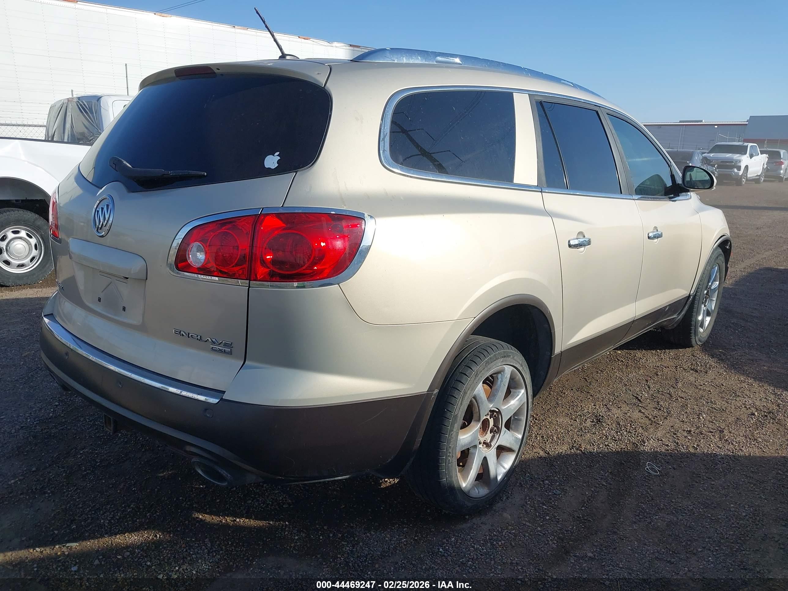 BUICK ENCLAVE image 4