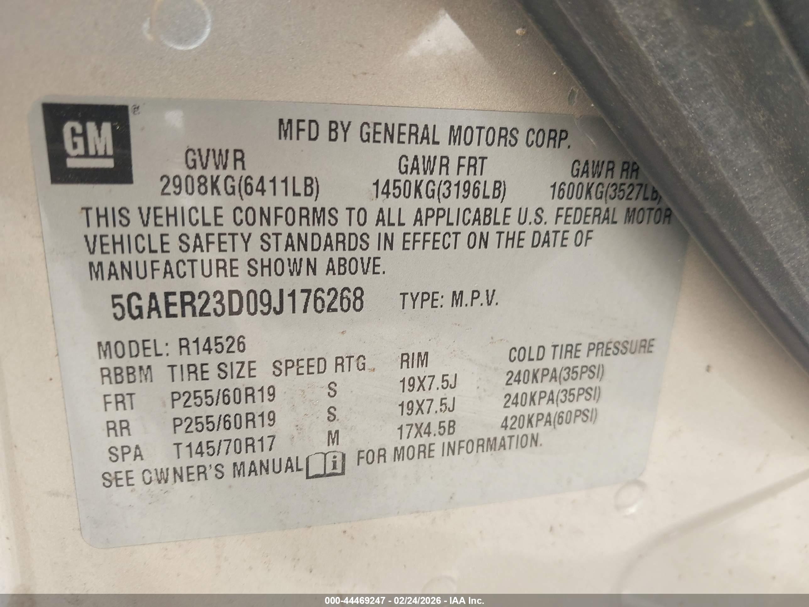 BUICK ENCLAVE image 9