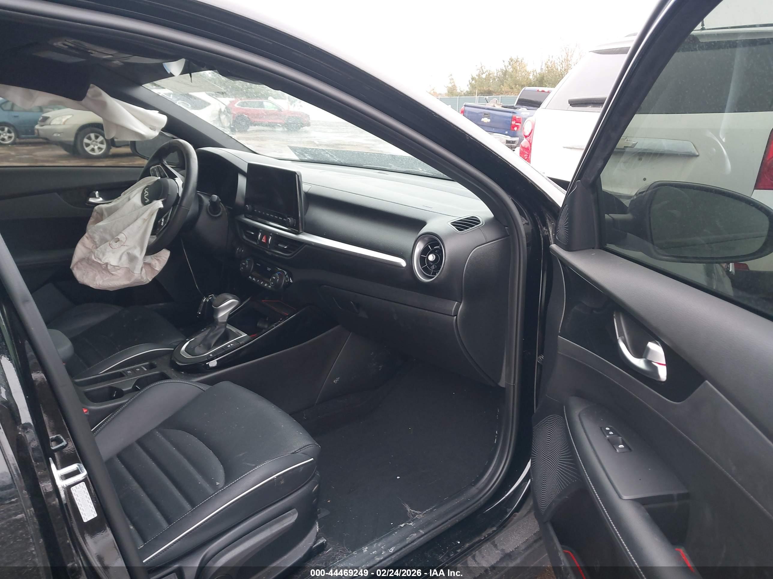 KIA FORTE image 5