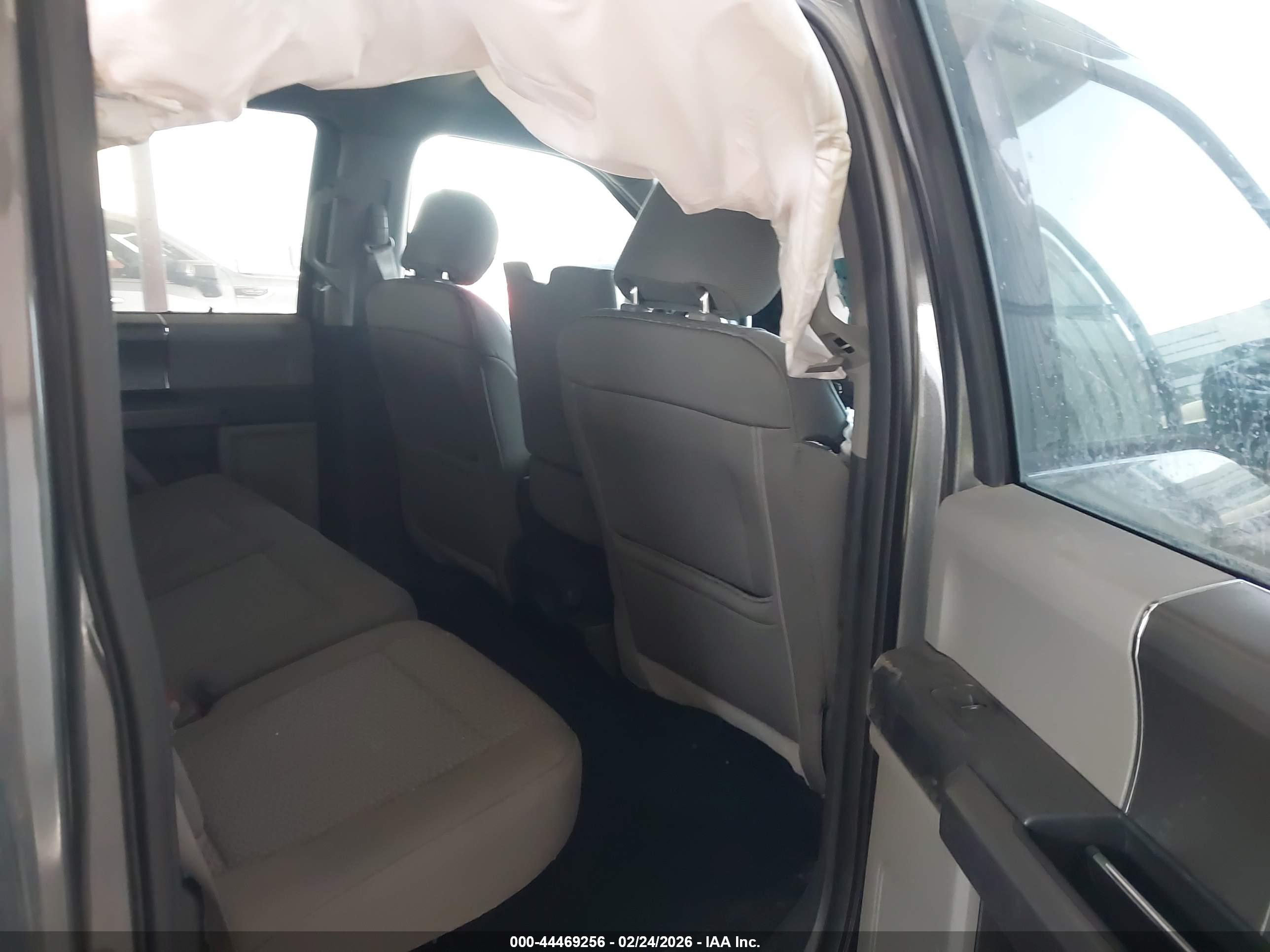 FORD F-150 image 8