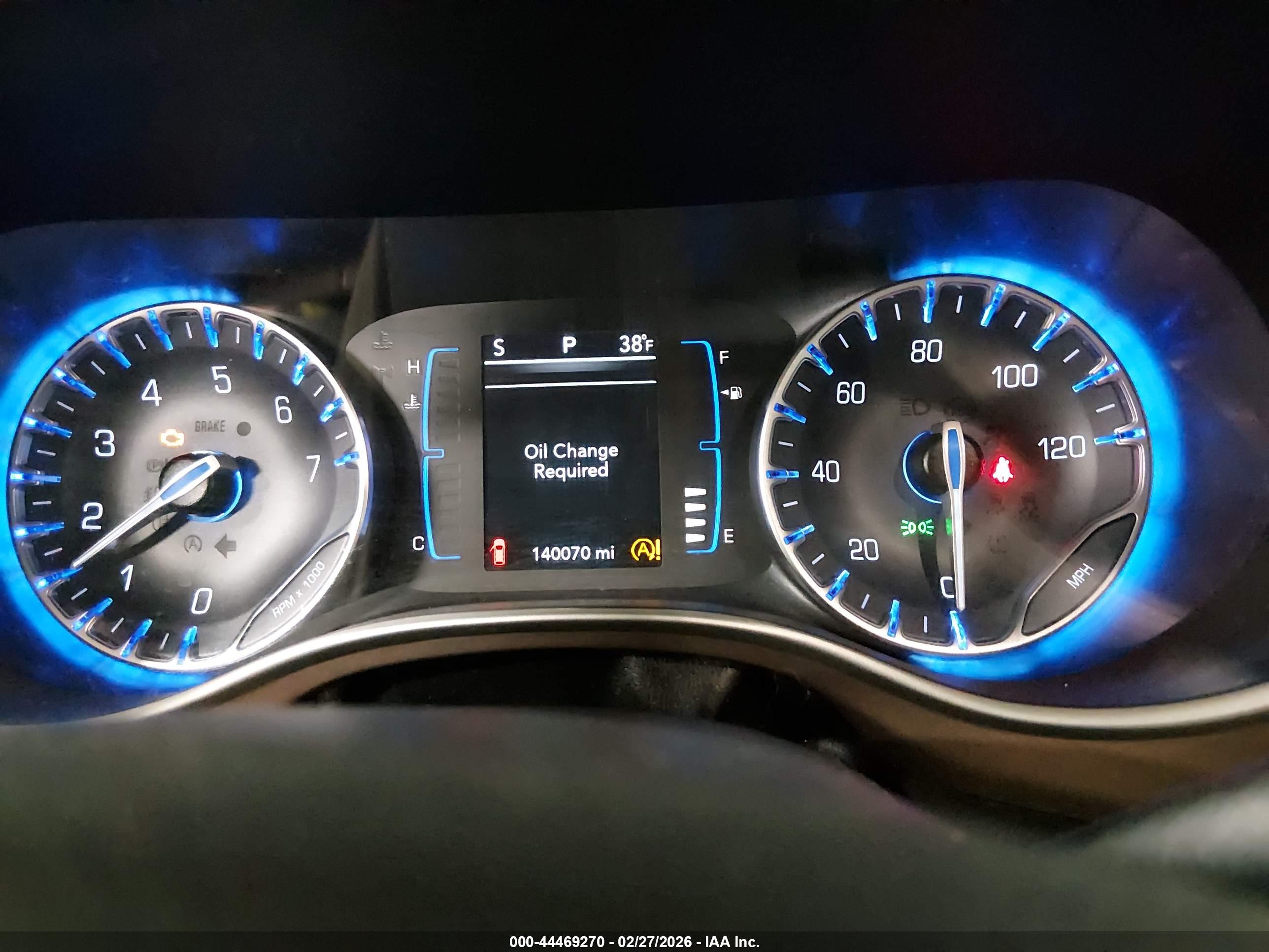 CHRYSLER VOYAGER image 7