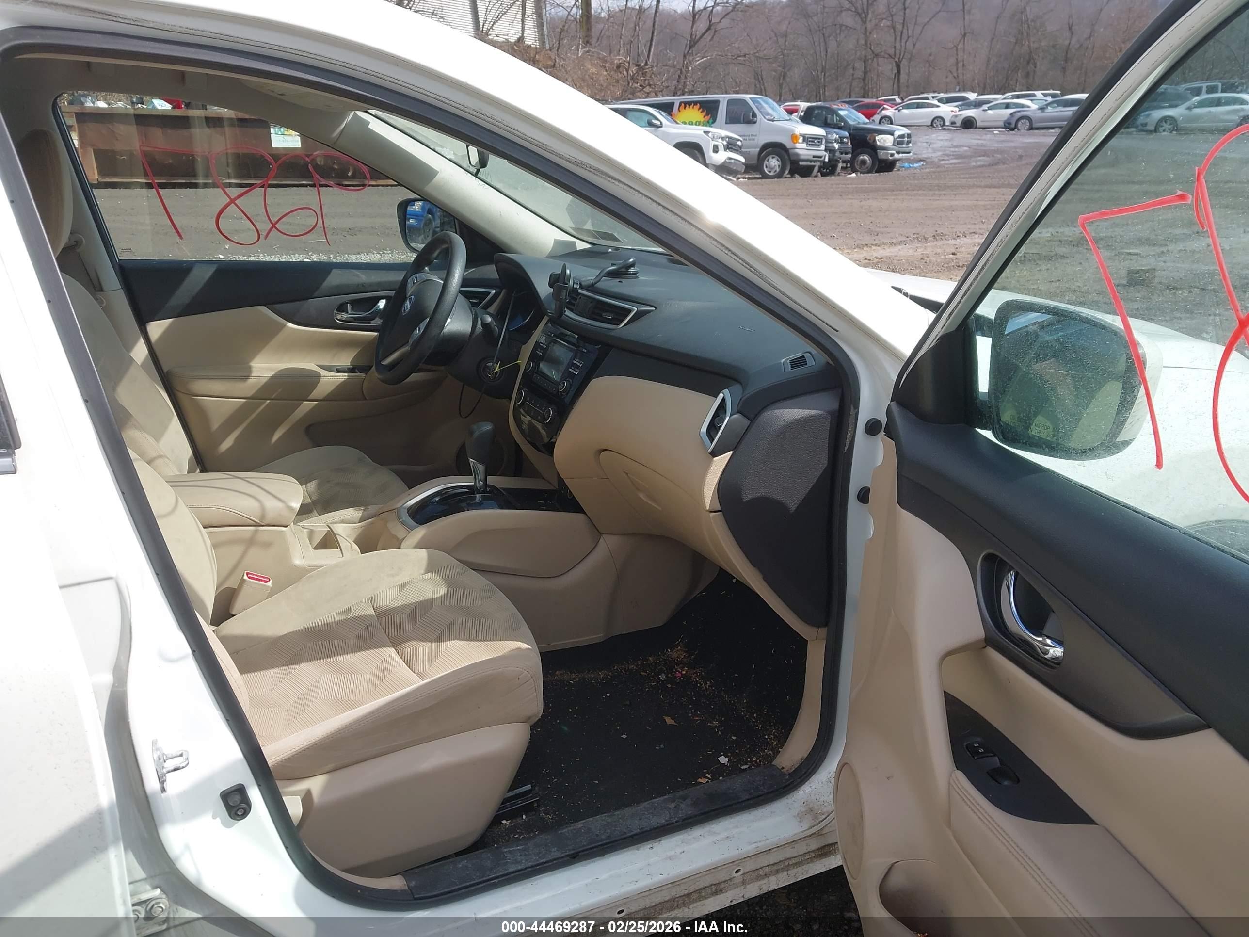 NISSAN ROGUE image 5