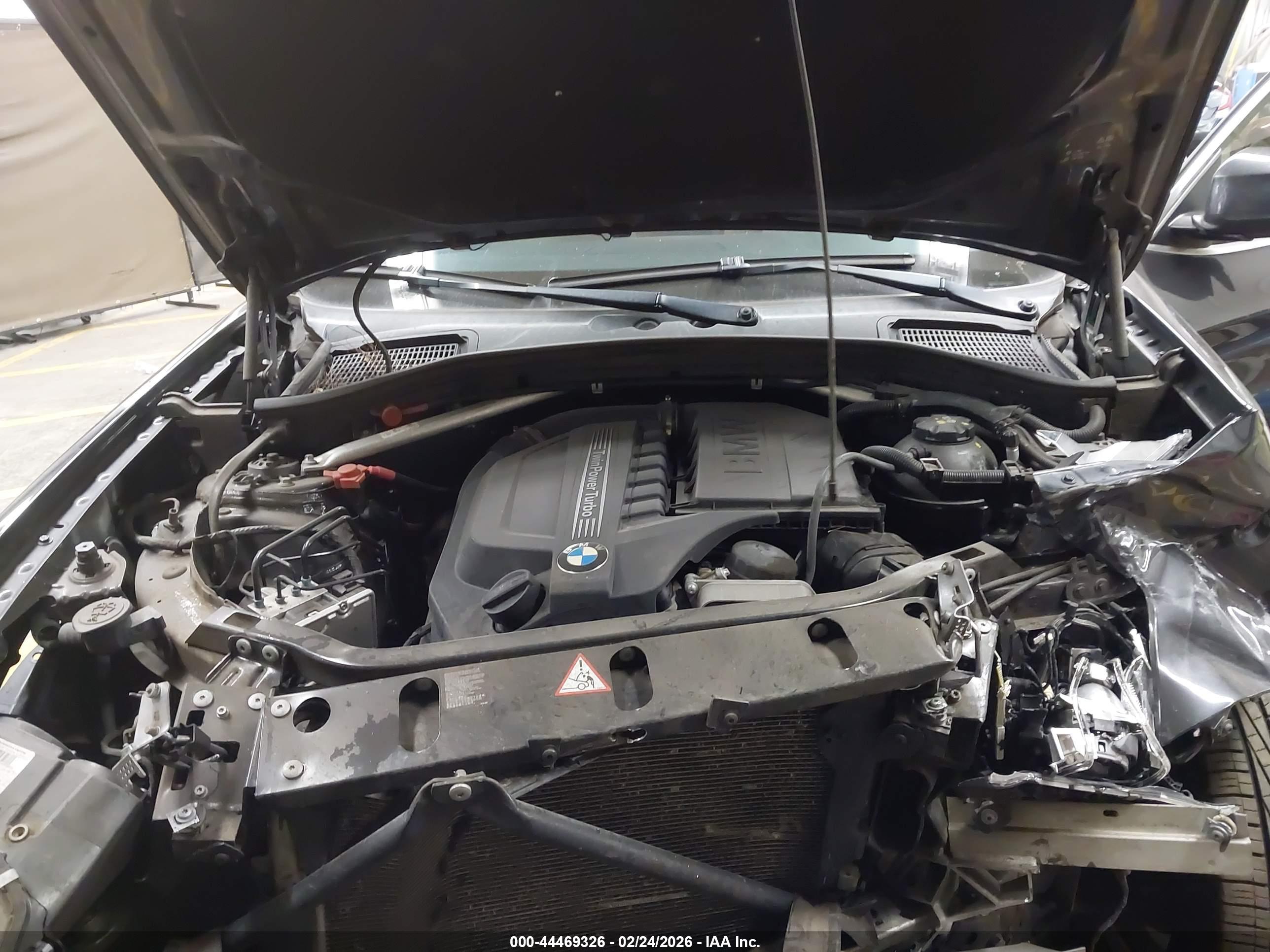 BMW X4 image 10