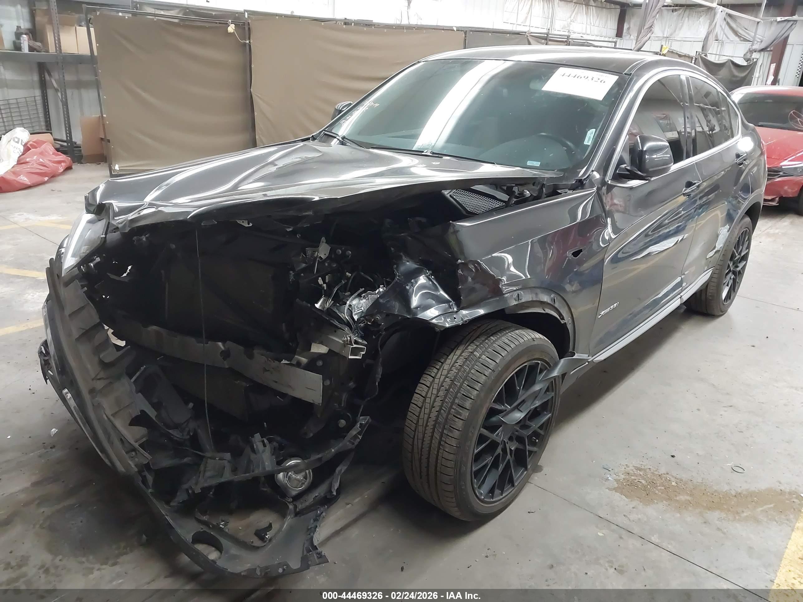 BMW X4 image 2
