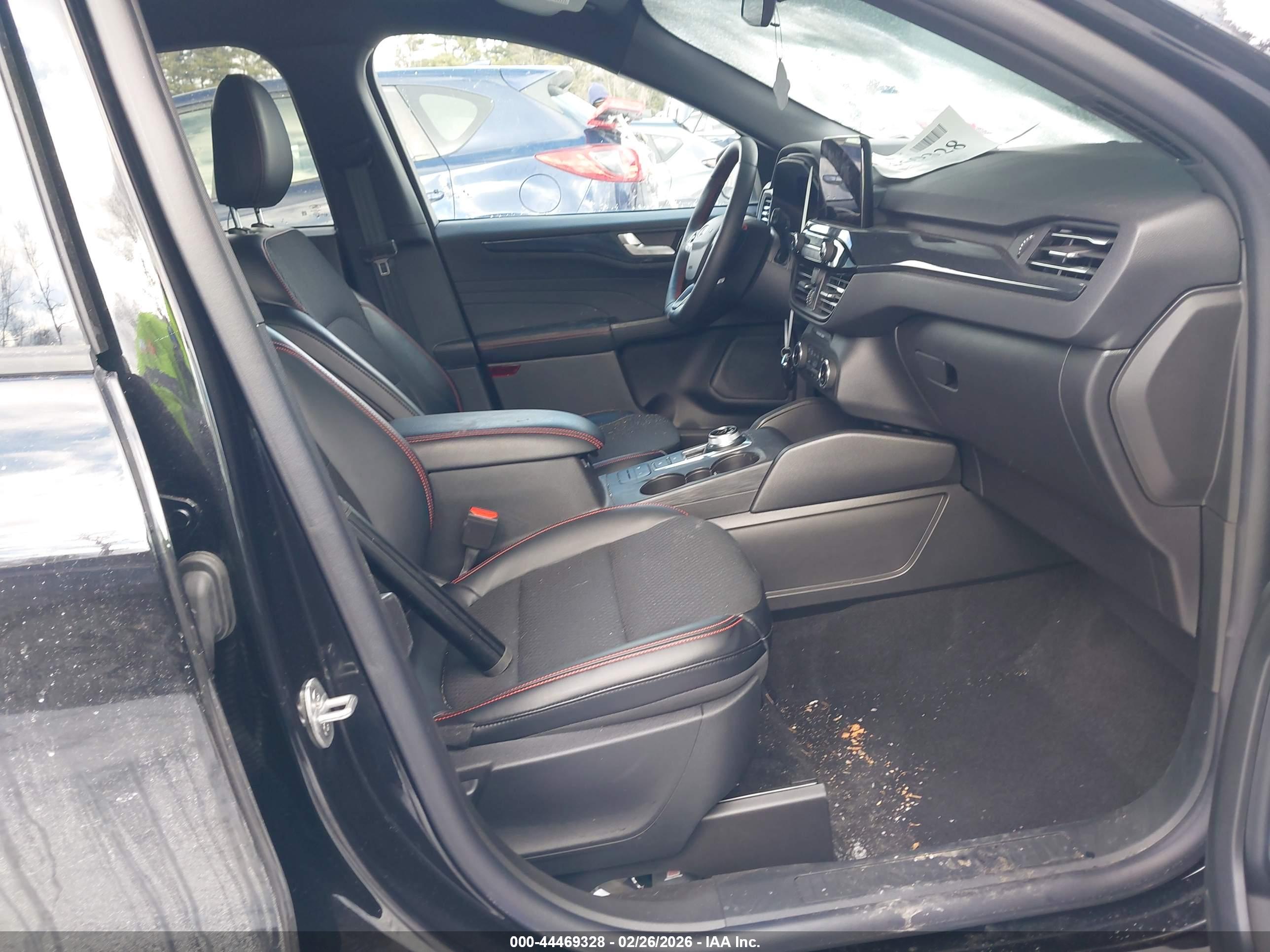 FORD ESCAPE image 5