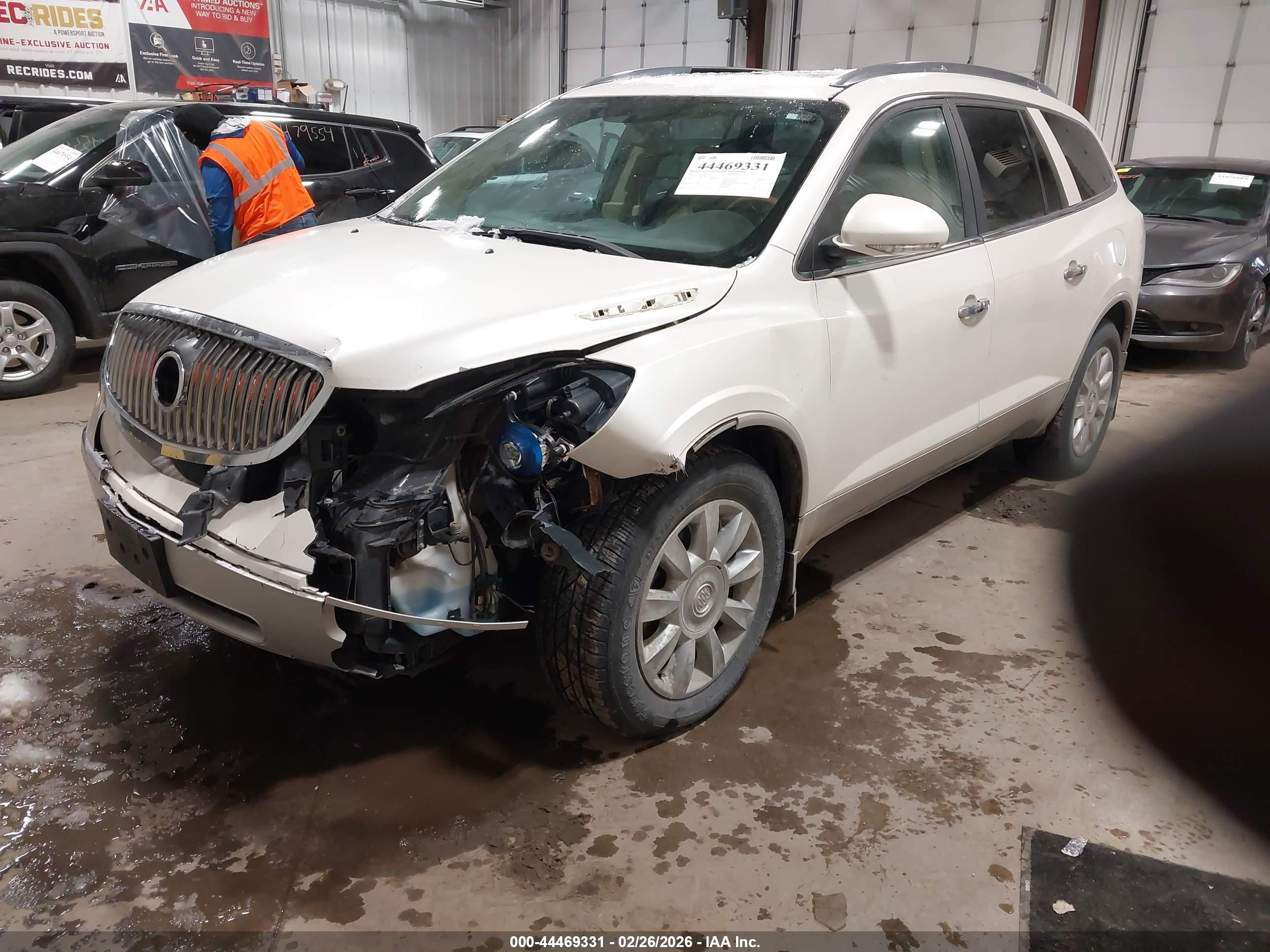 BUICK ENCLAVE image 2
