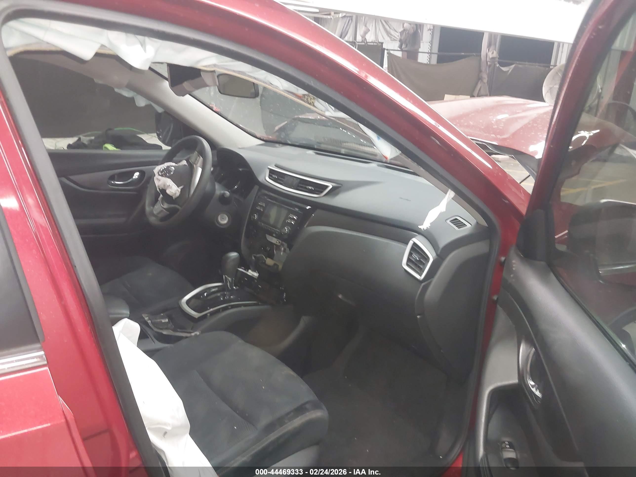 NISSAN ROGUE image 5