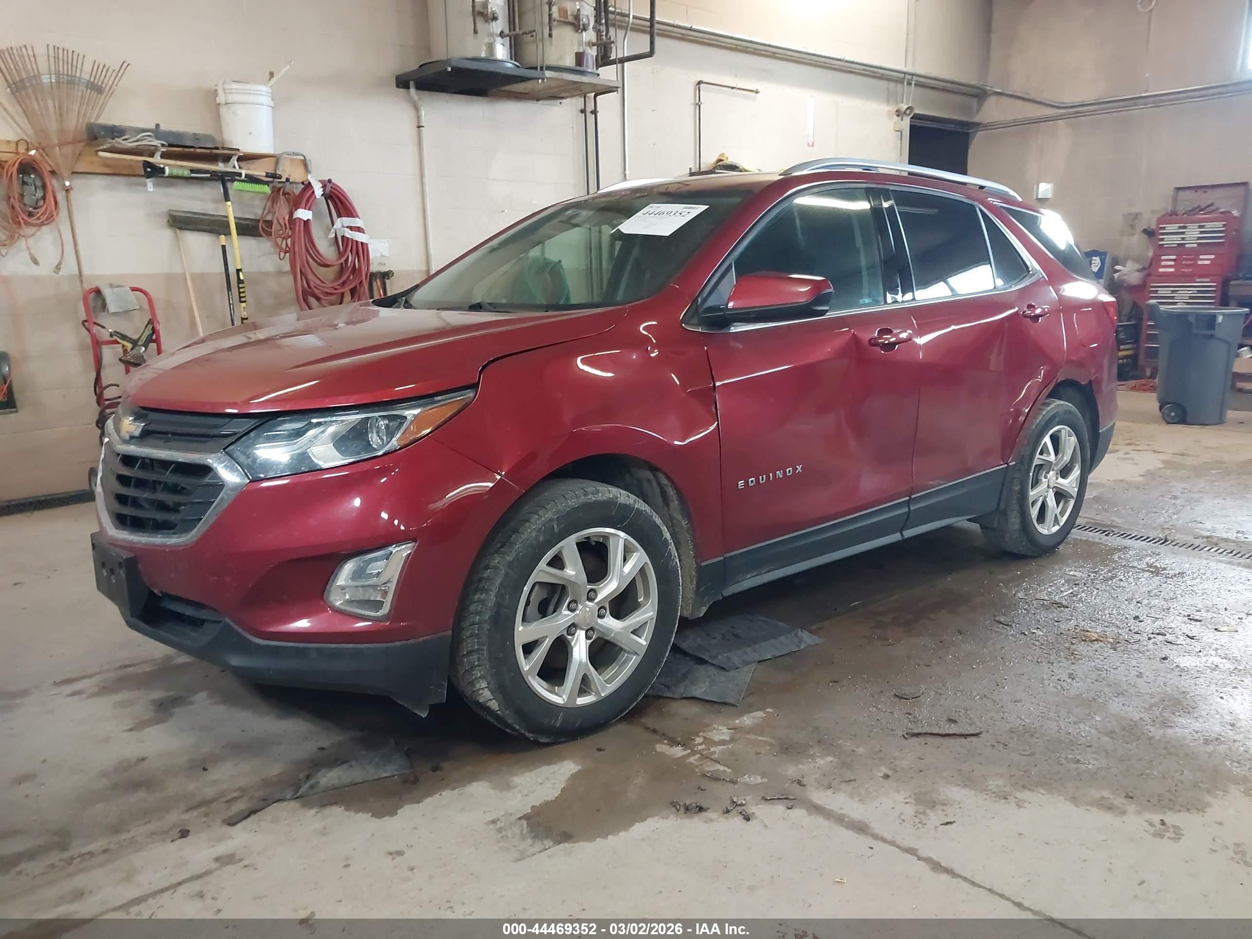CHEVROLET EQUINOX image 2
