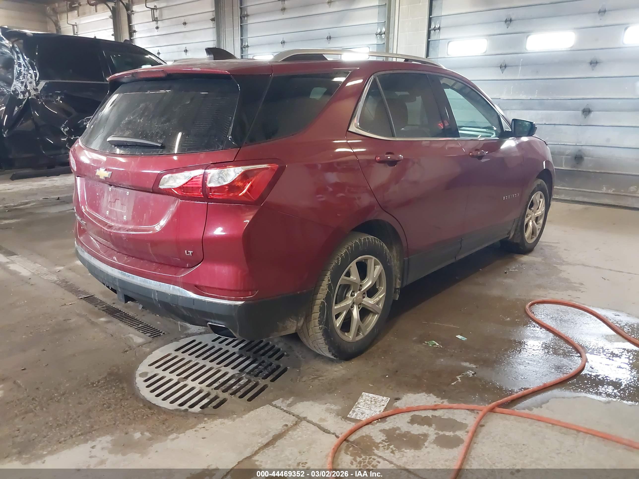 CHEVROLET EQUINOX image 4