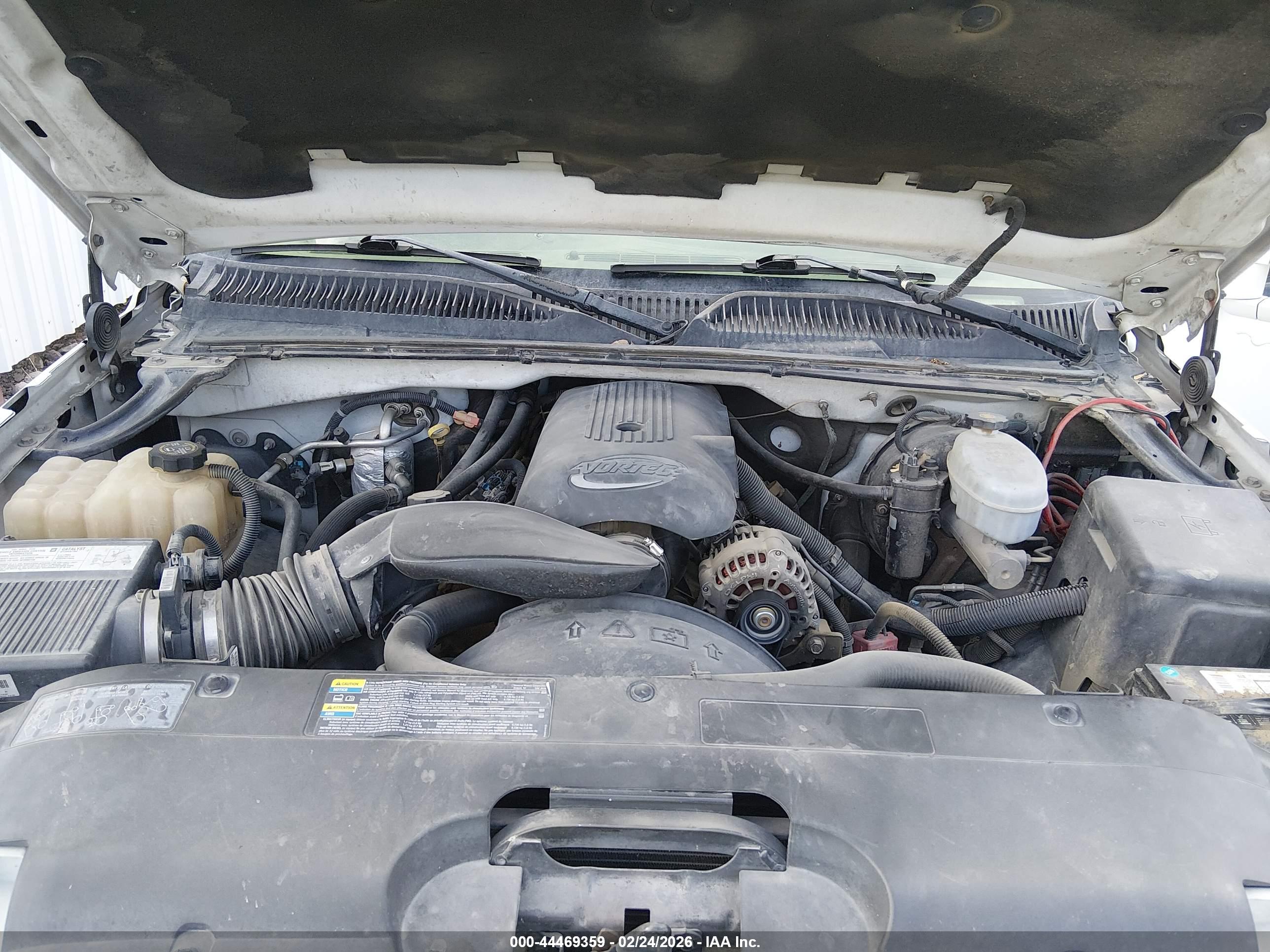 CHEVROLET SILVERADO image 10