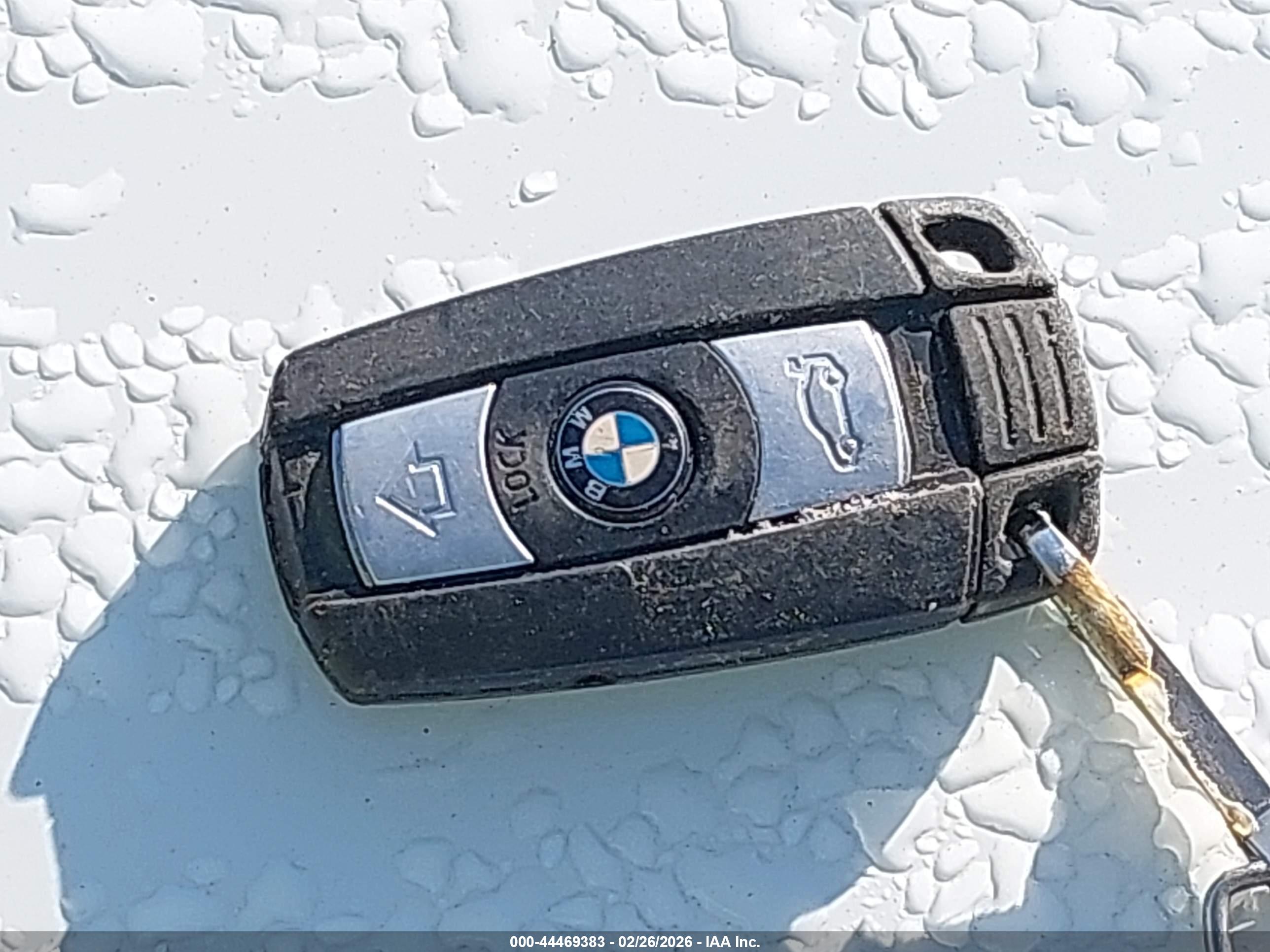 BMW 328I image 11
