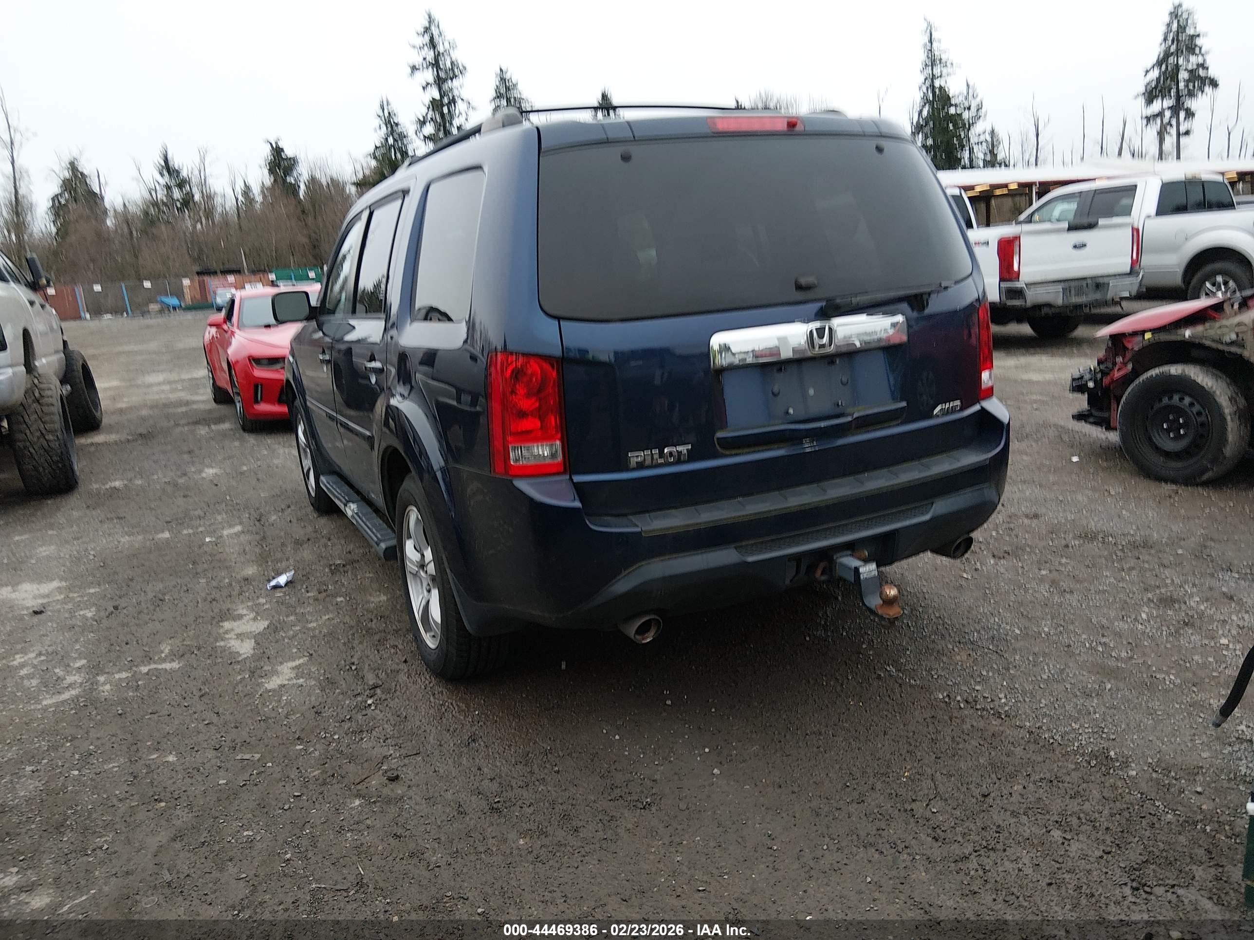 HONDA PILOT image 3