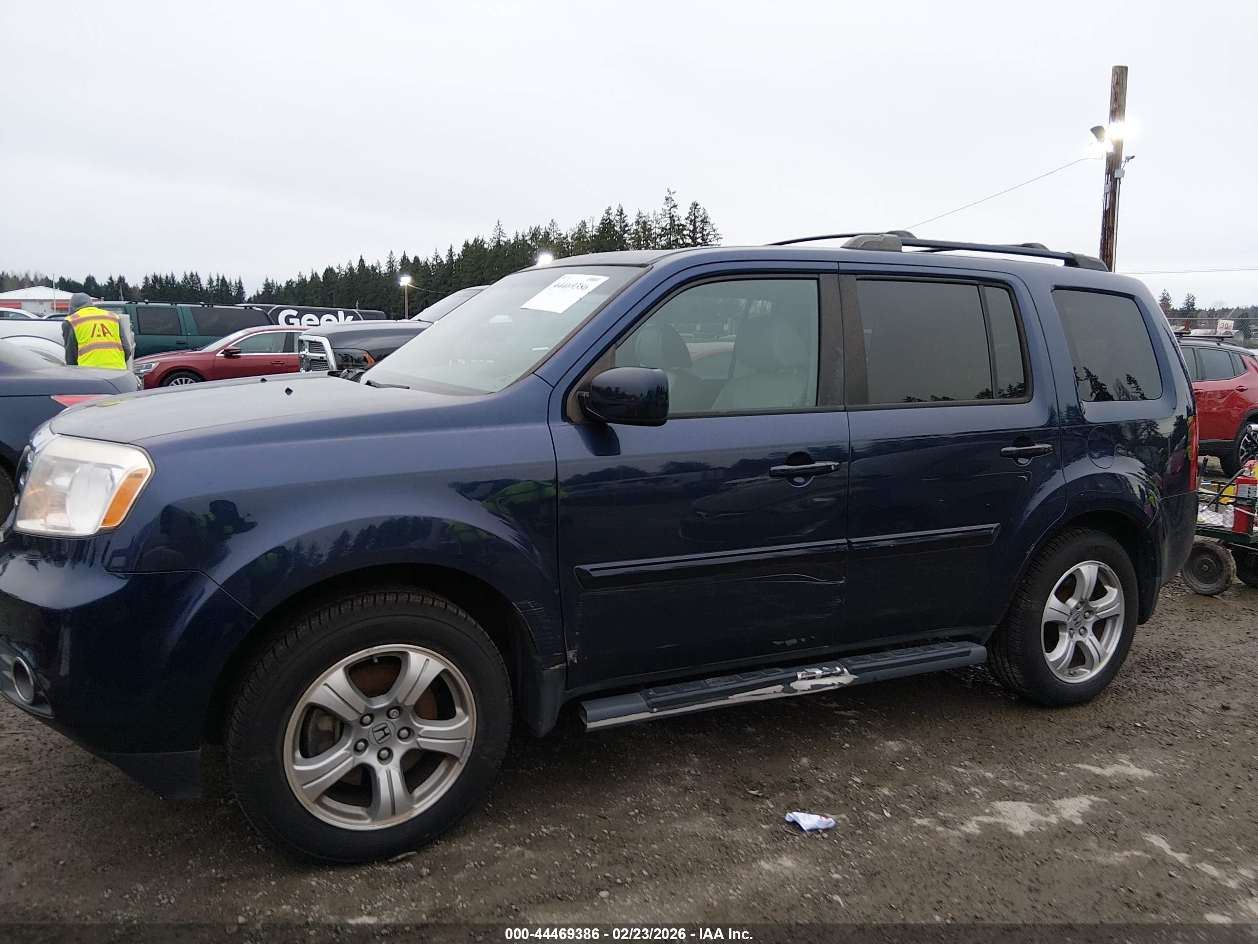 HONDA PILOT image 6
