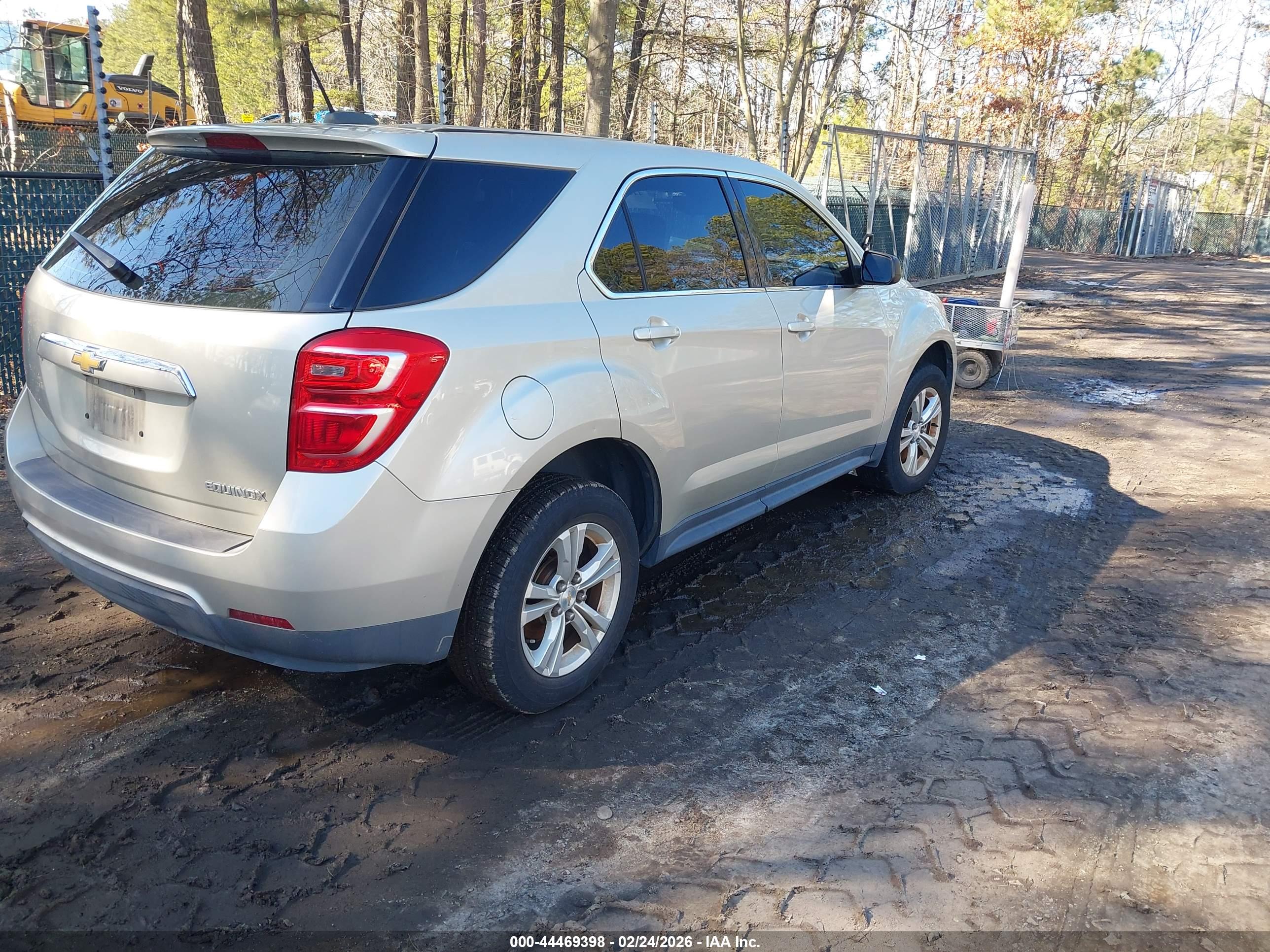 CHEVROLET EQUINOX image 4