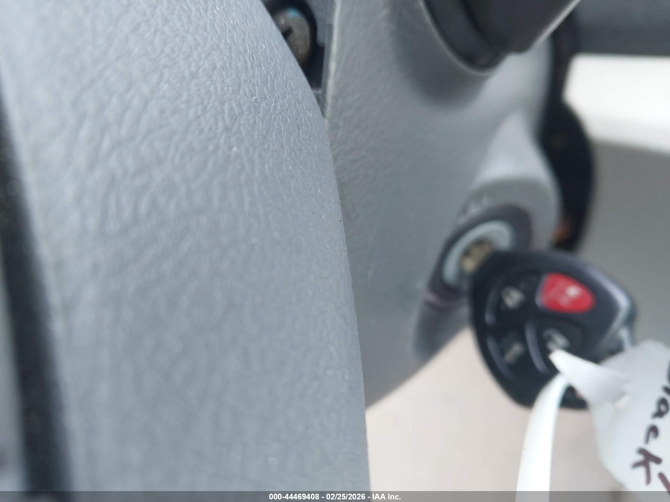 TOYOTA CAMRY image 11