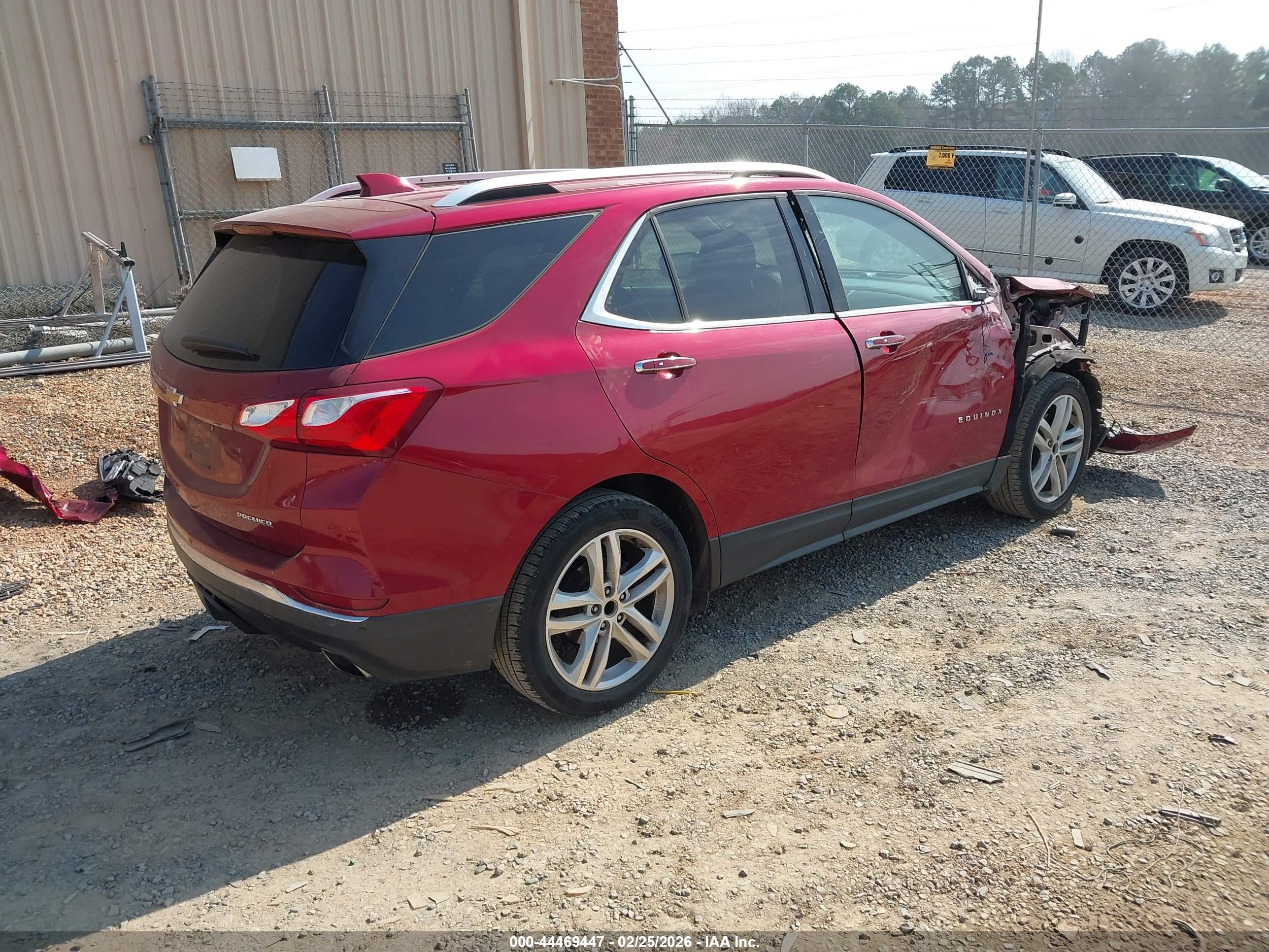CHEVROLET EQUINOX image 4