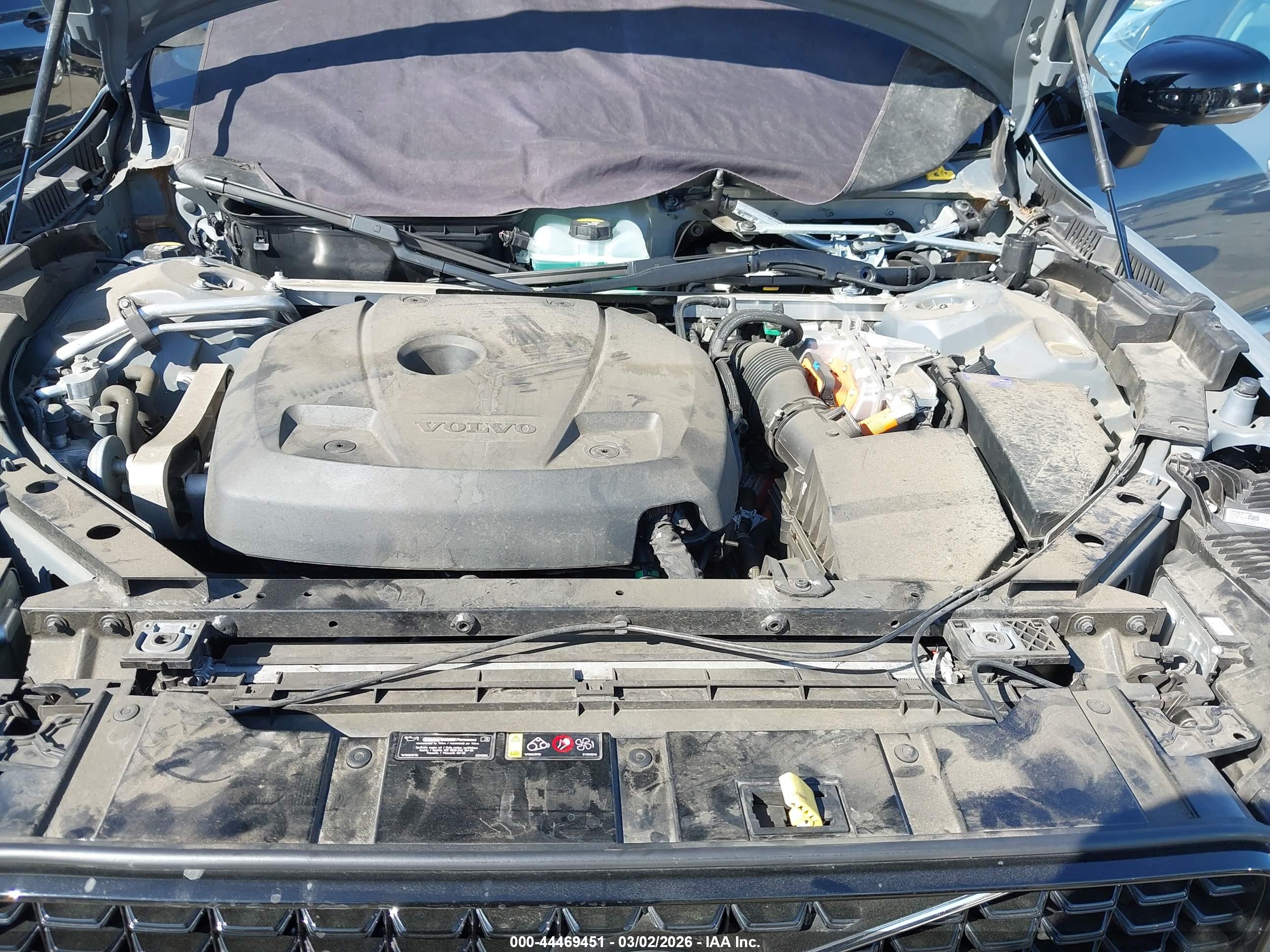 VOLVO XC60 image 10