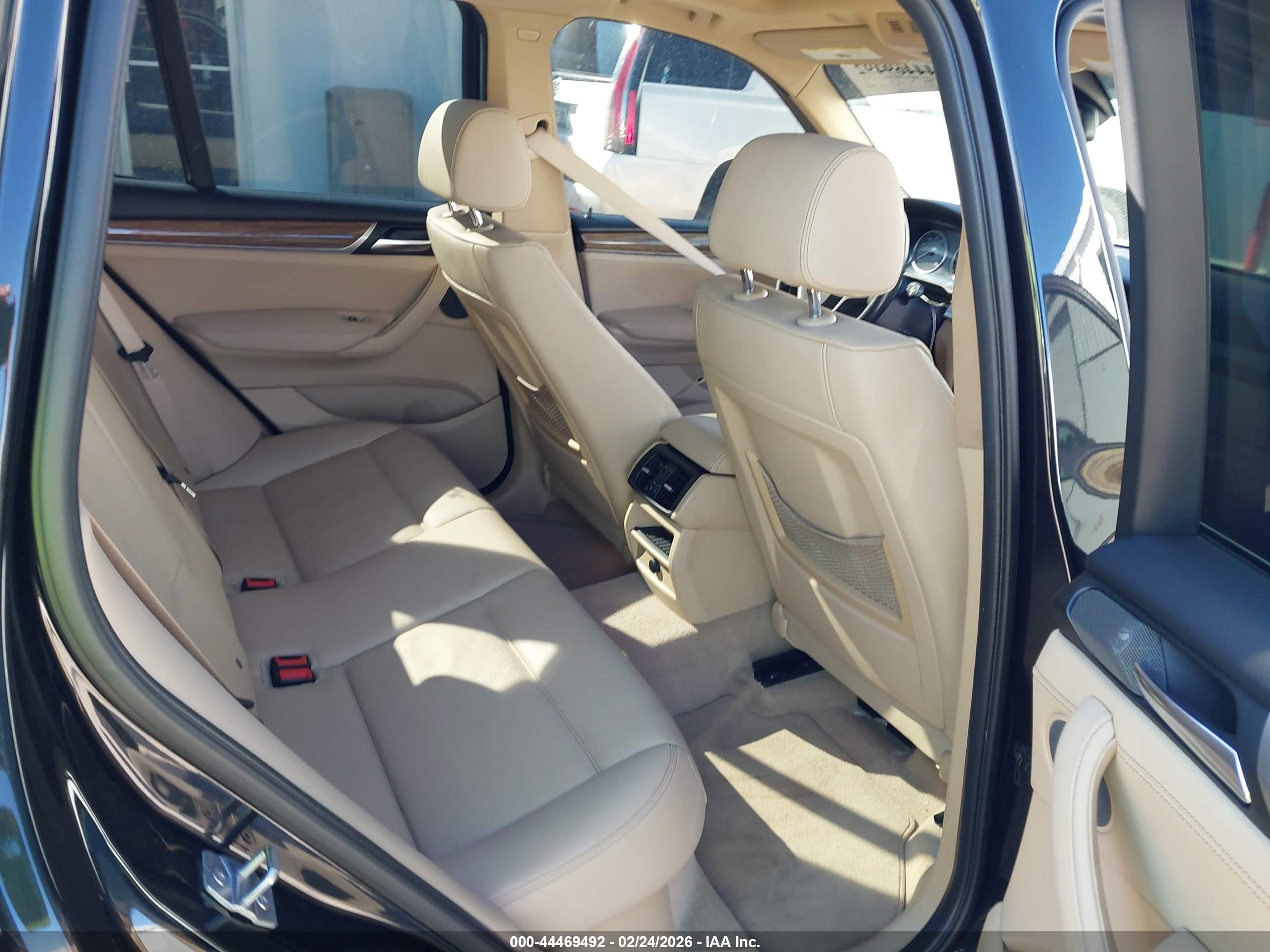 BMW X3 image 8