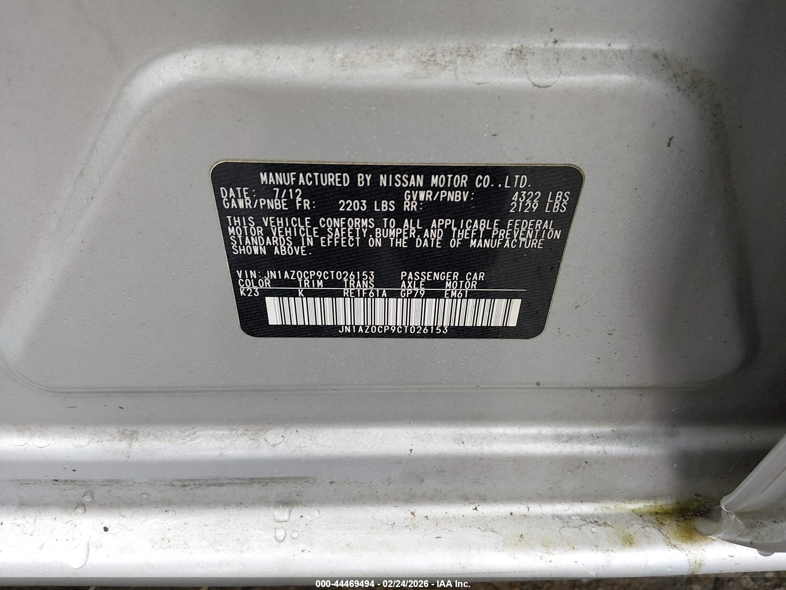 NISSAN LEAF image 9
