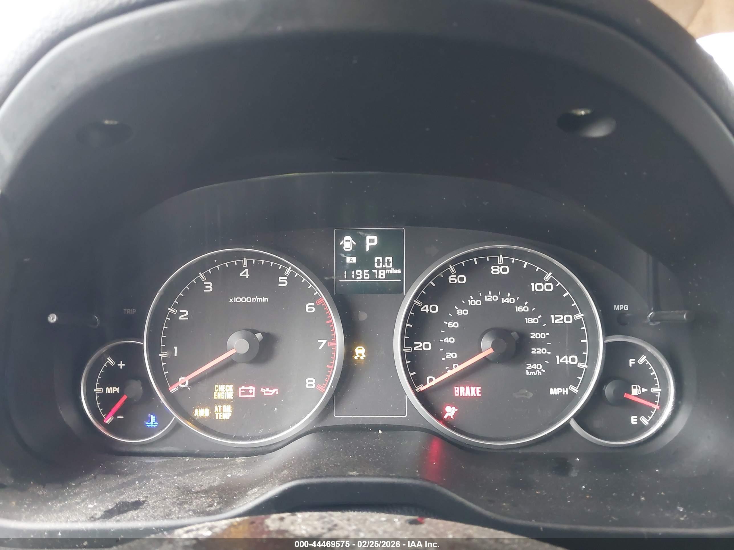 SUBARU OUTBACK image 7