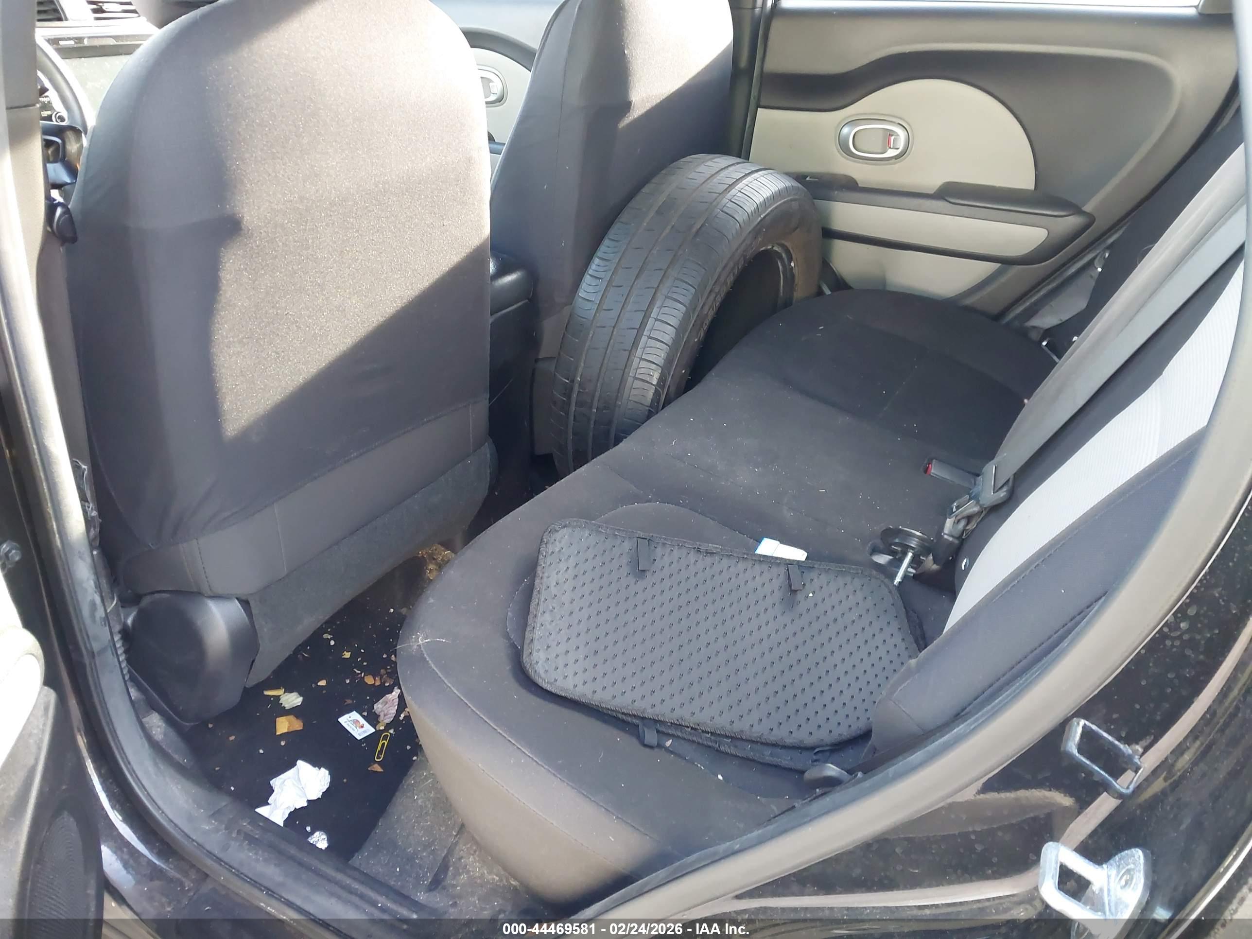 KIA SOUL image 8
