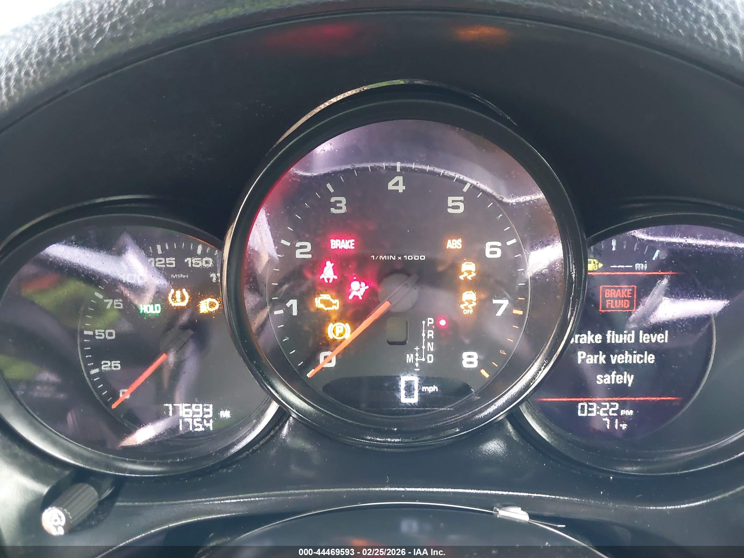 PORSCHE MACAN image 7