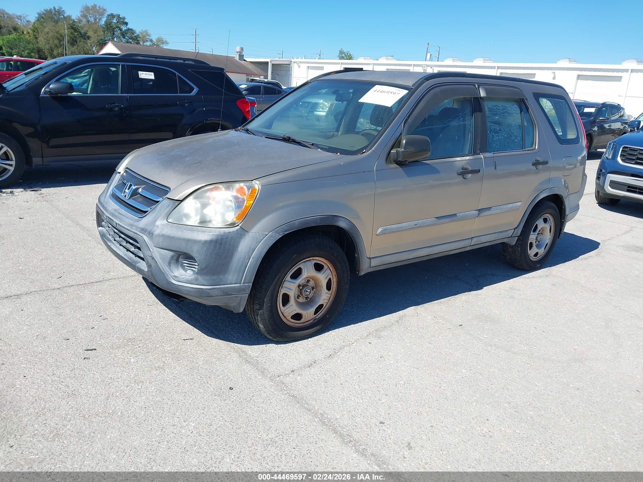 HONDA CR-V image 2