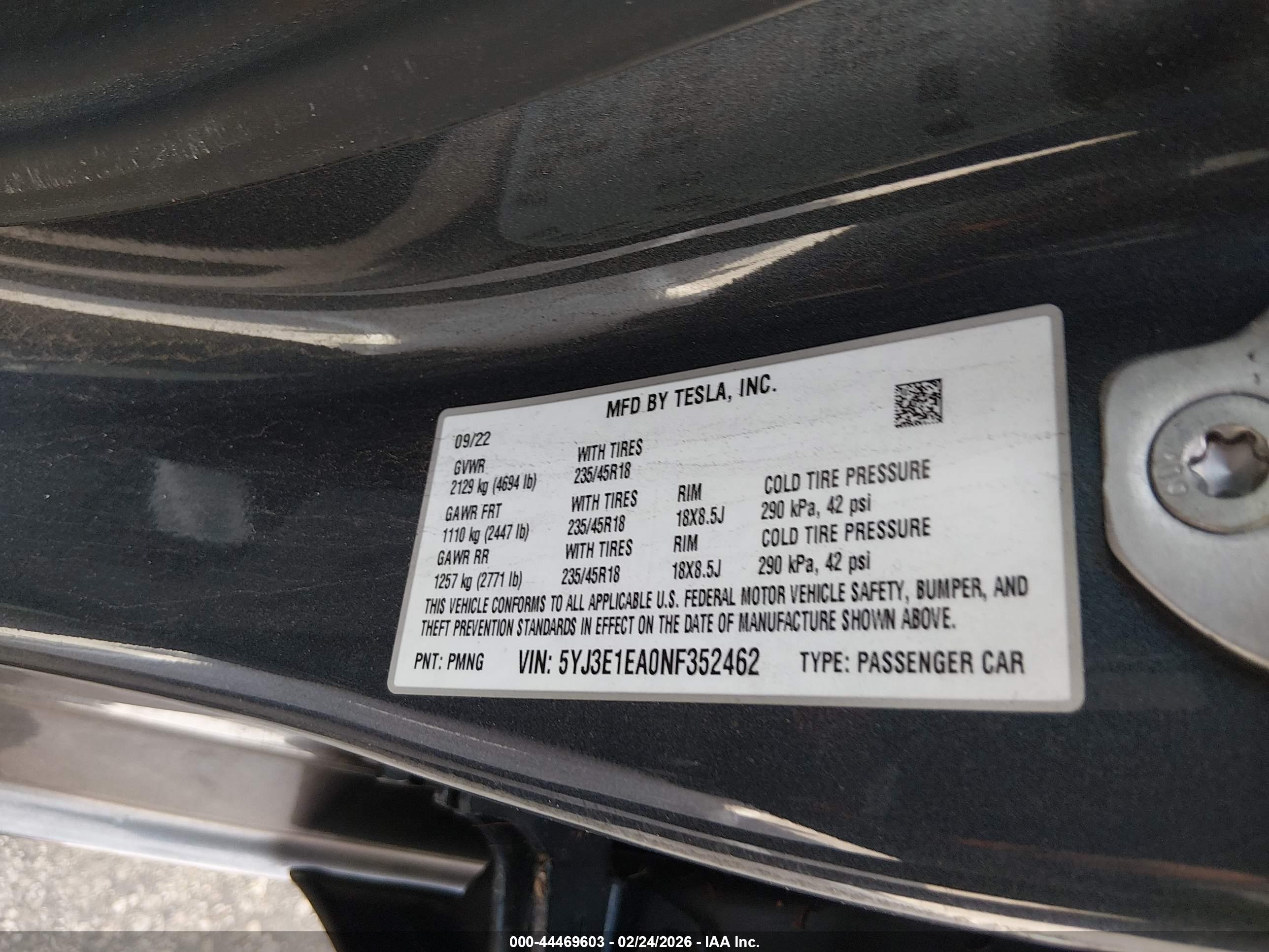 TESLA MODEL image 9