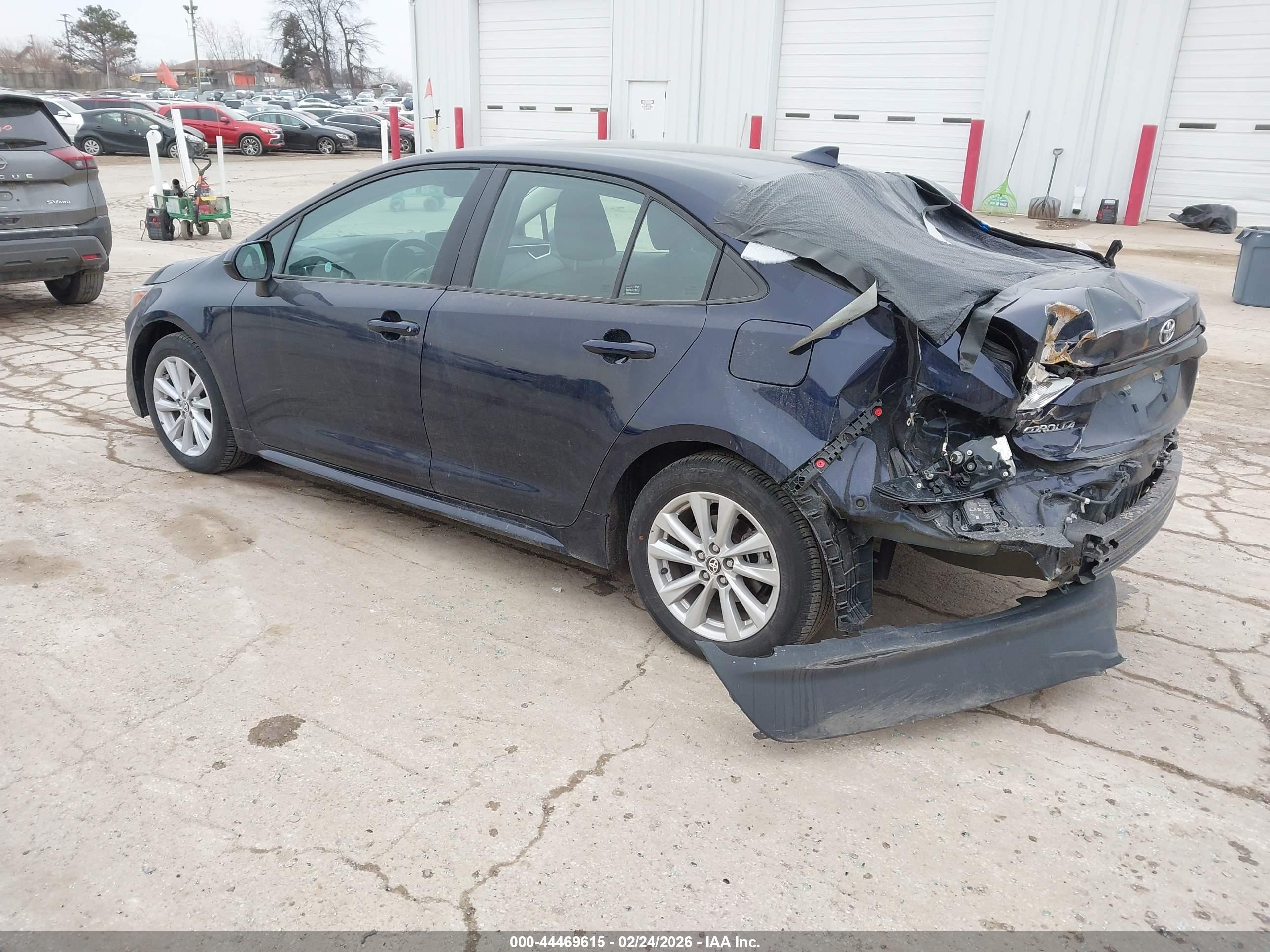 TOYOTA COROLLA image 3