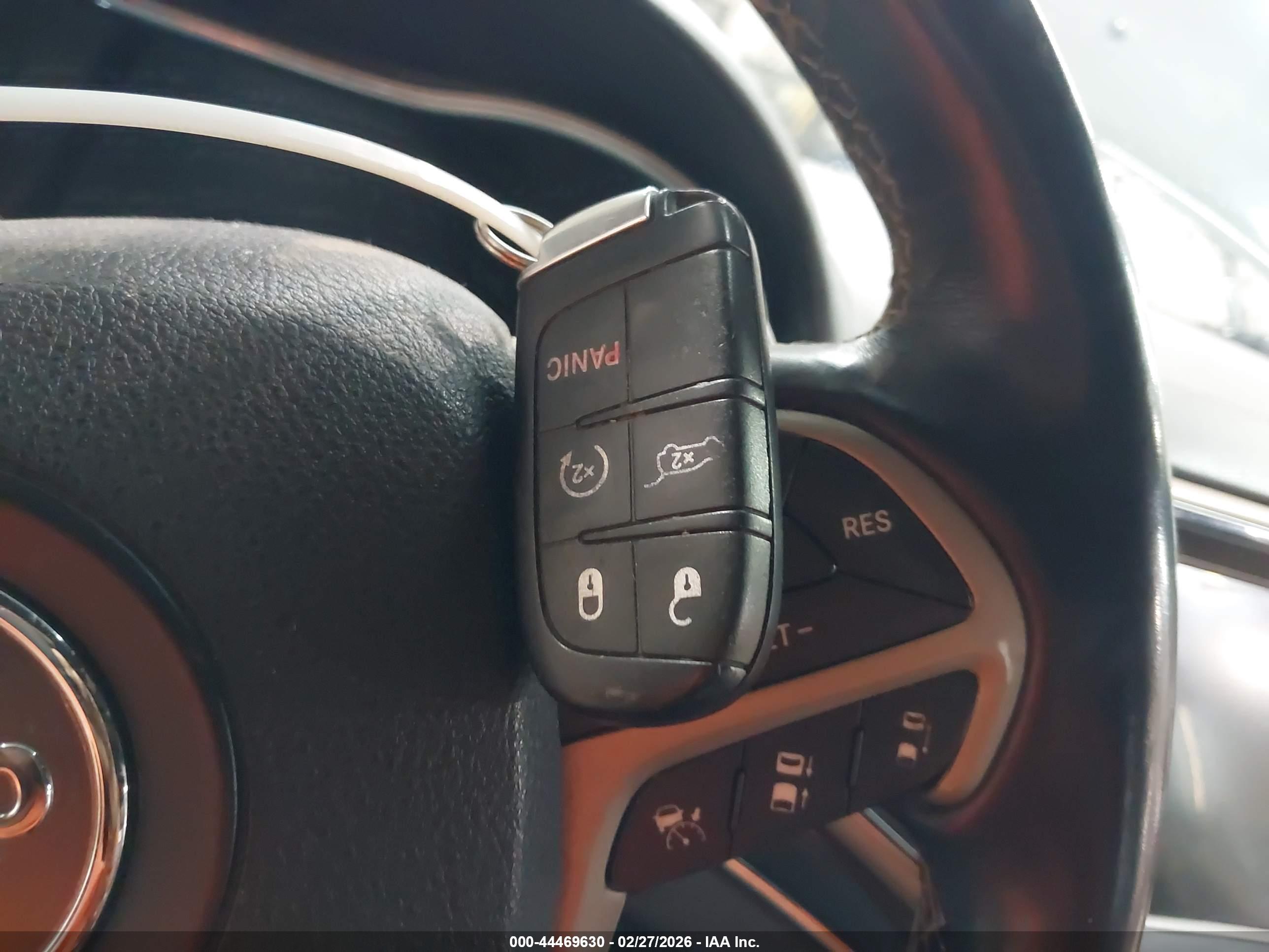 JEEP GRAND image 11
