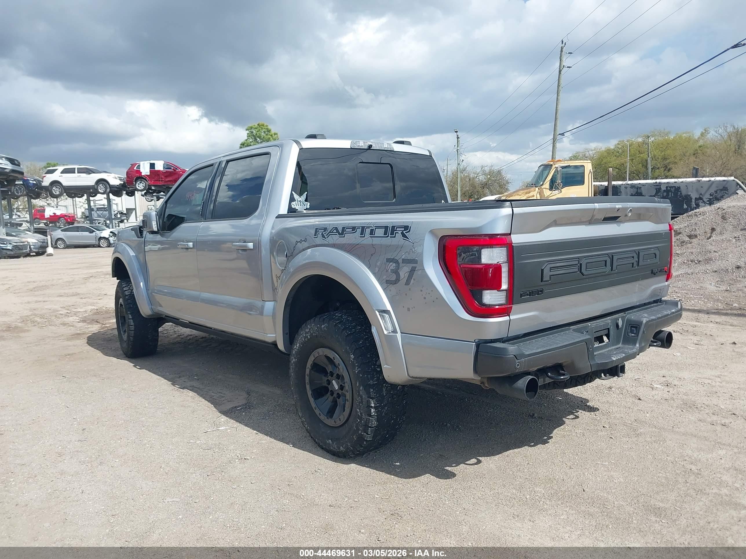 FORD F-150 image 3