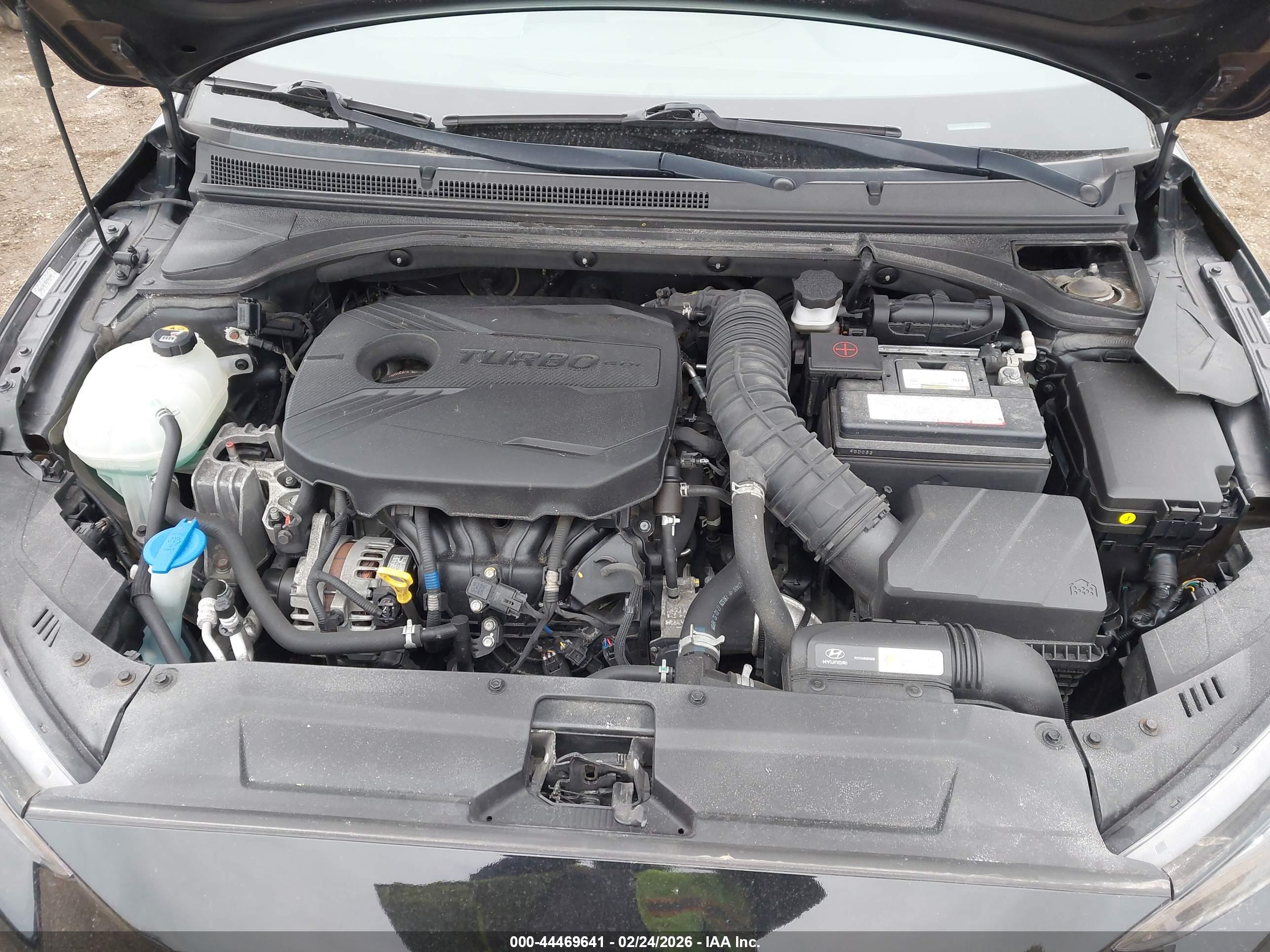 HYUNDAI VELOSTER image 10