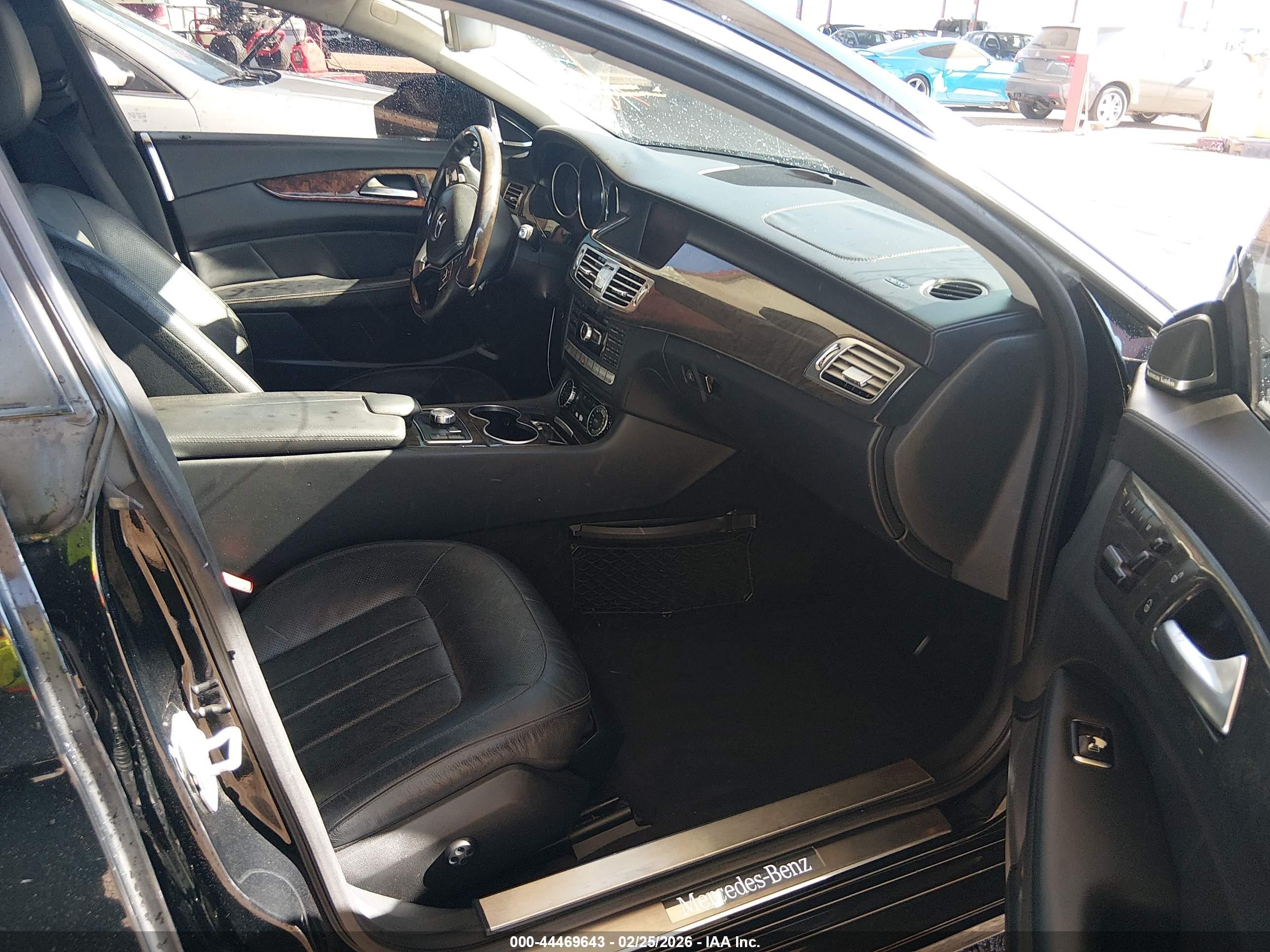 MERCEDES-BENZ CLS image 5