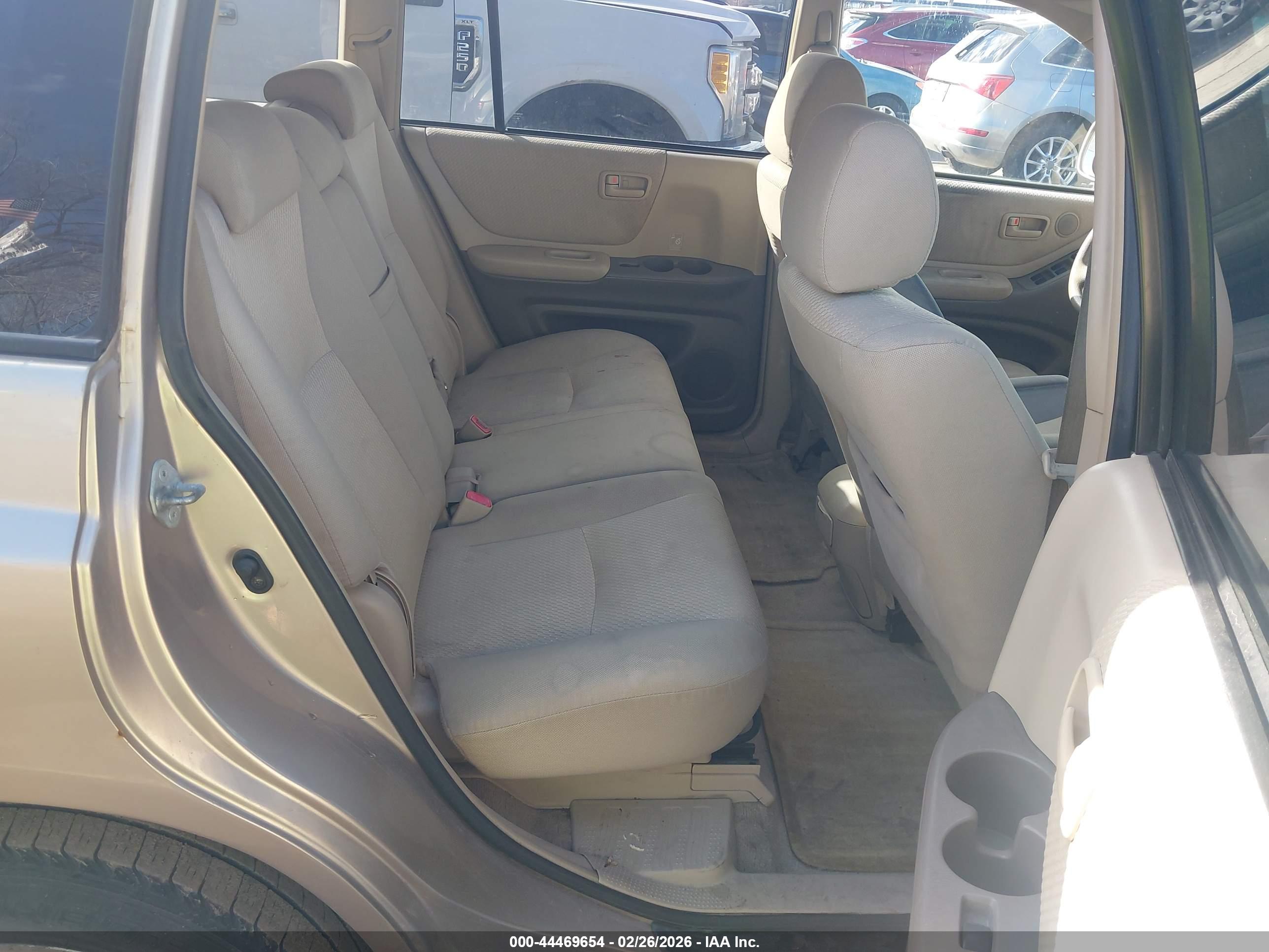 TOYOTA HIGHLANDER image 8