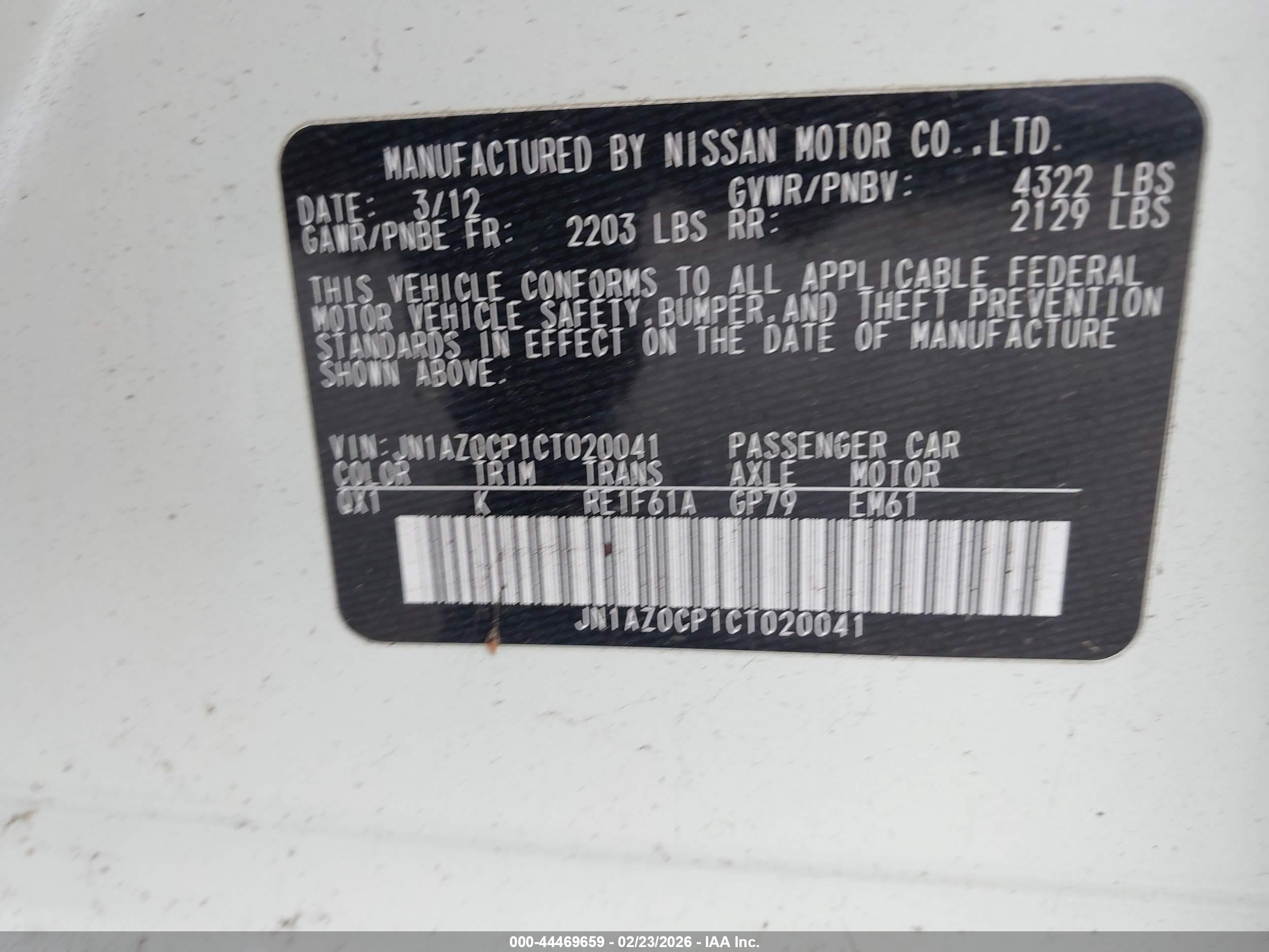 NISSAN LEAF image 9