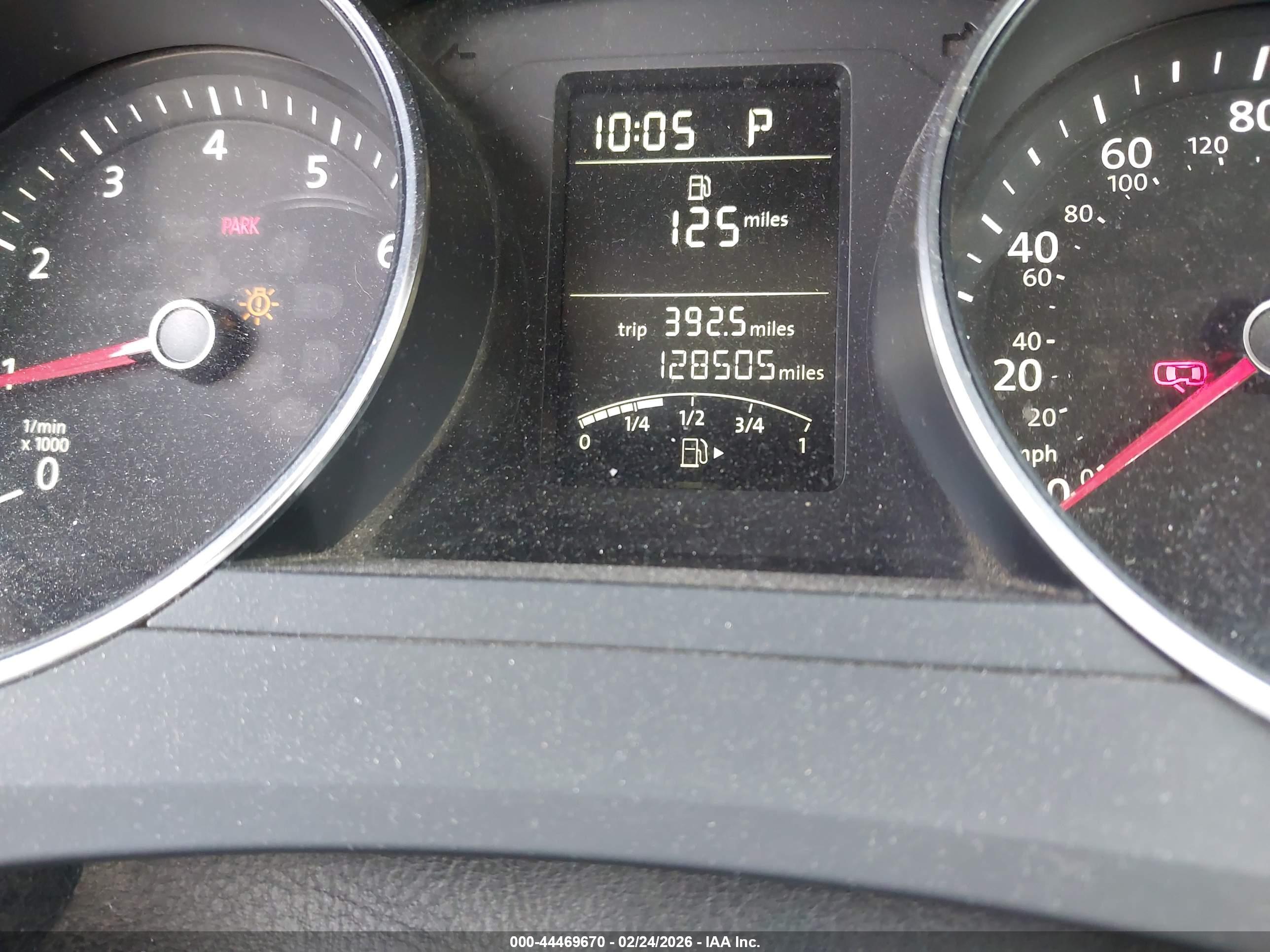 VOLKSWAGEN JETTA image 7