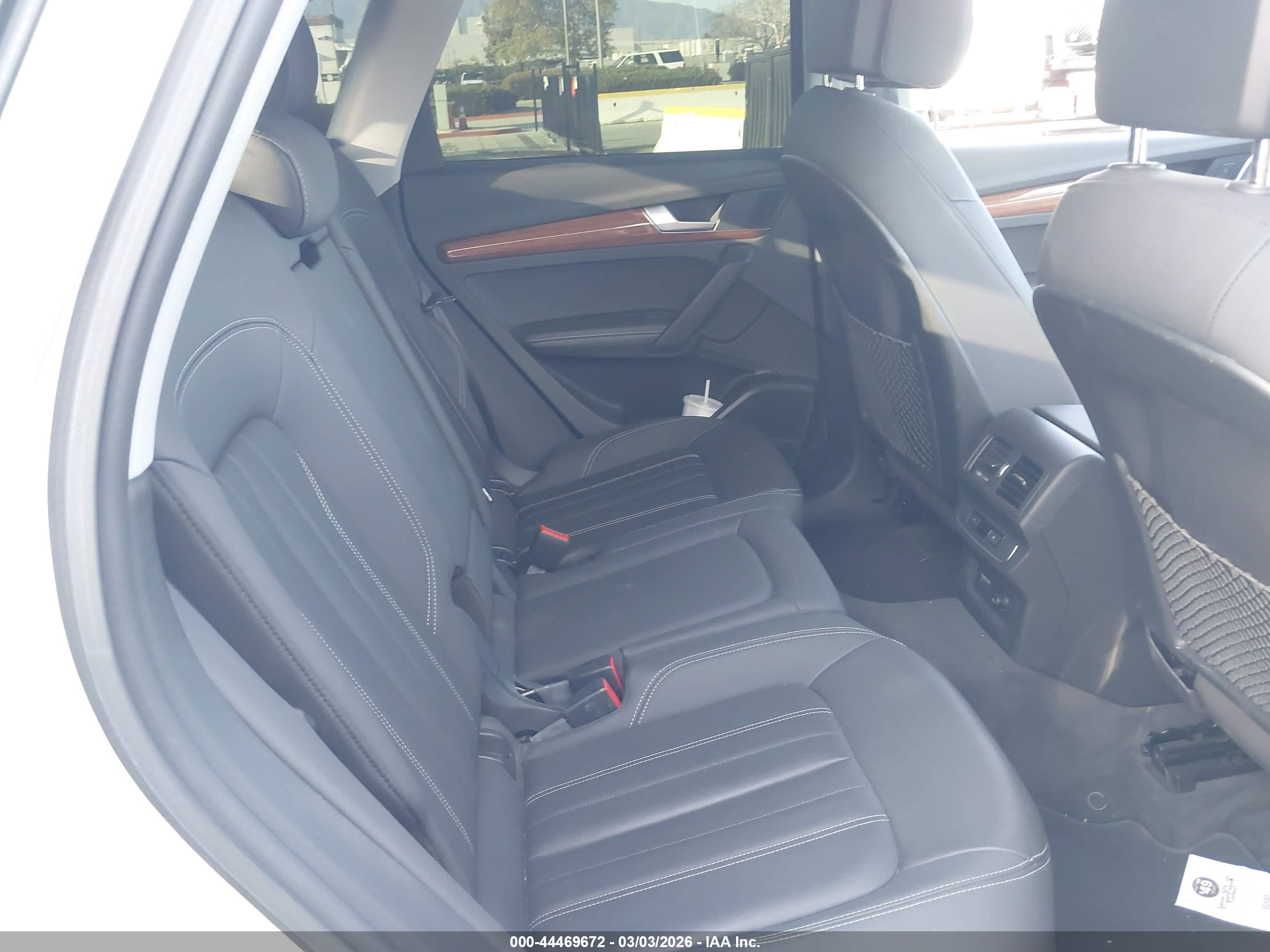 AUDI Q5 image 8