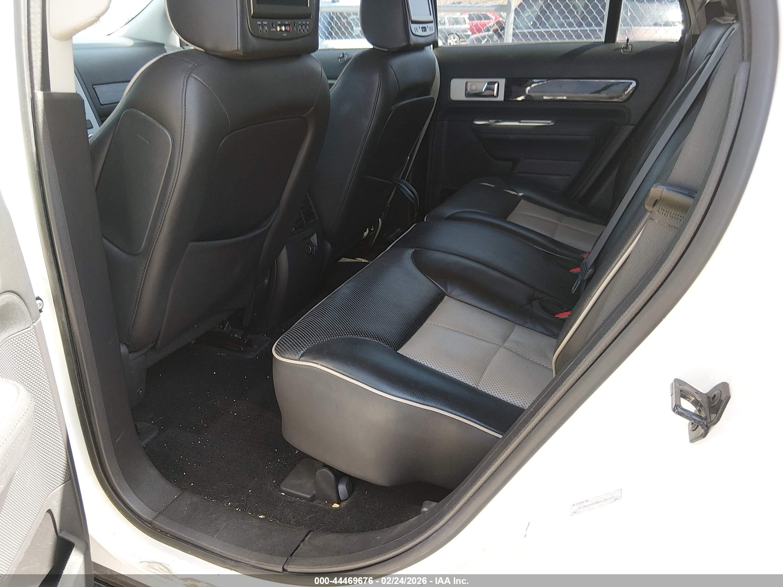 LINCOLN MKX image 8